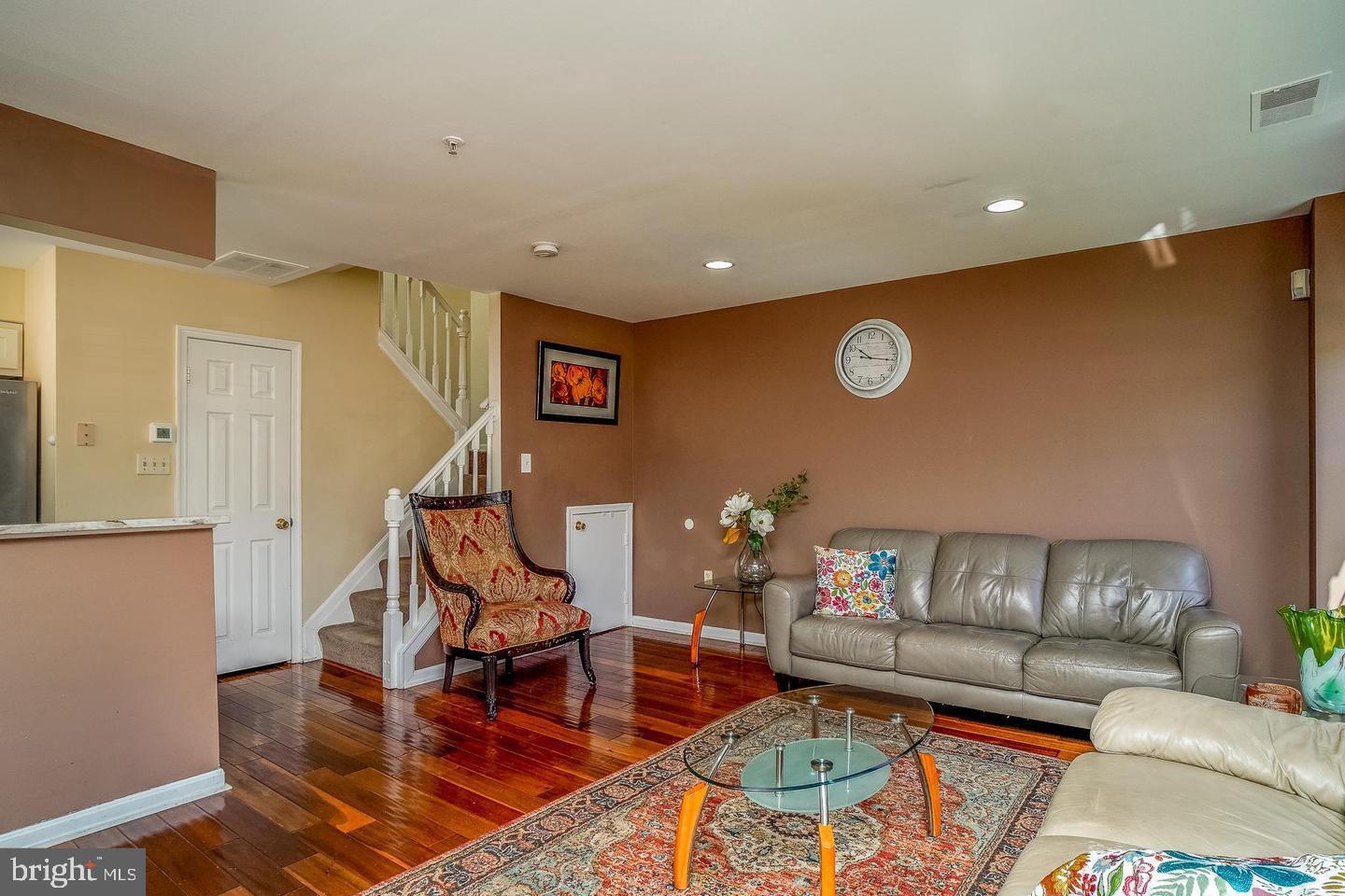 6245 SANDPIPER COURT 7