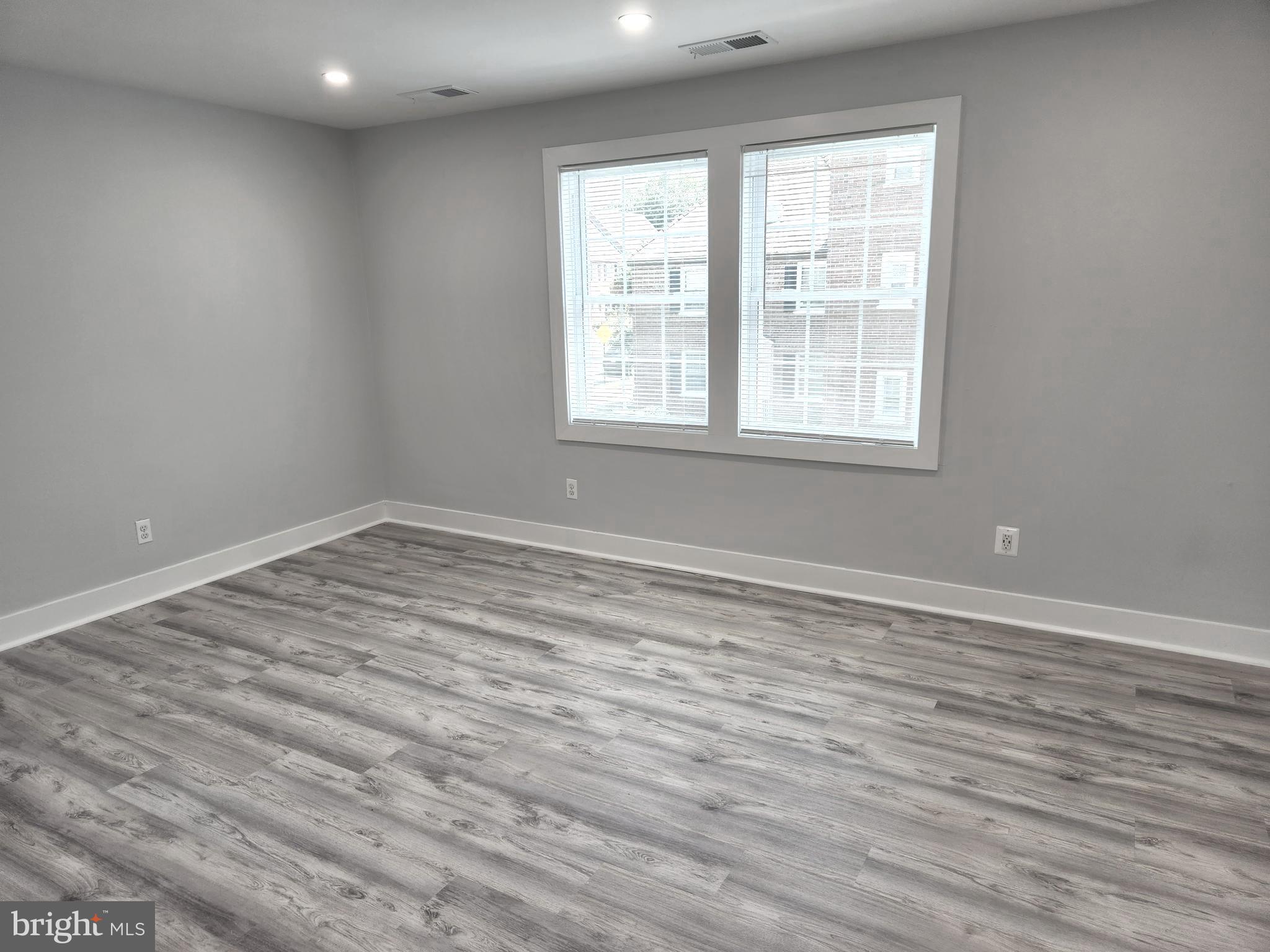 FAIRFAX VILLAGE - Residential