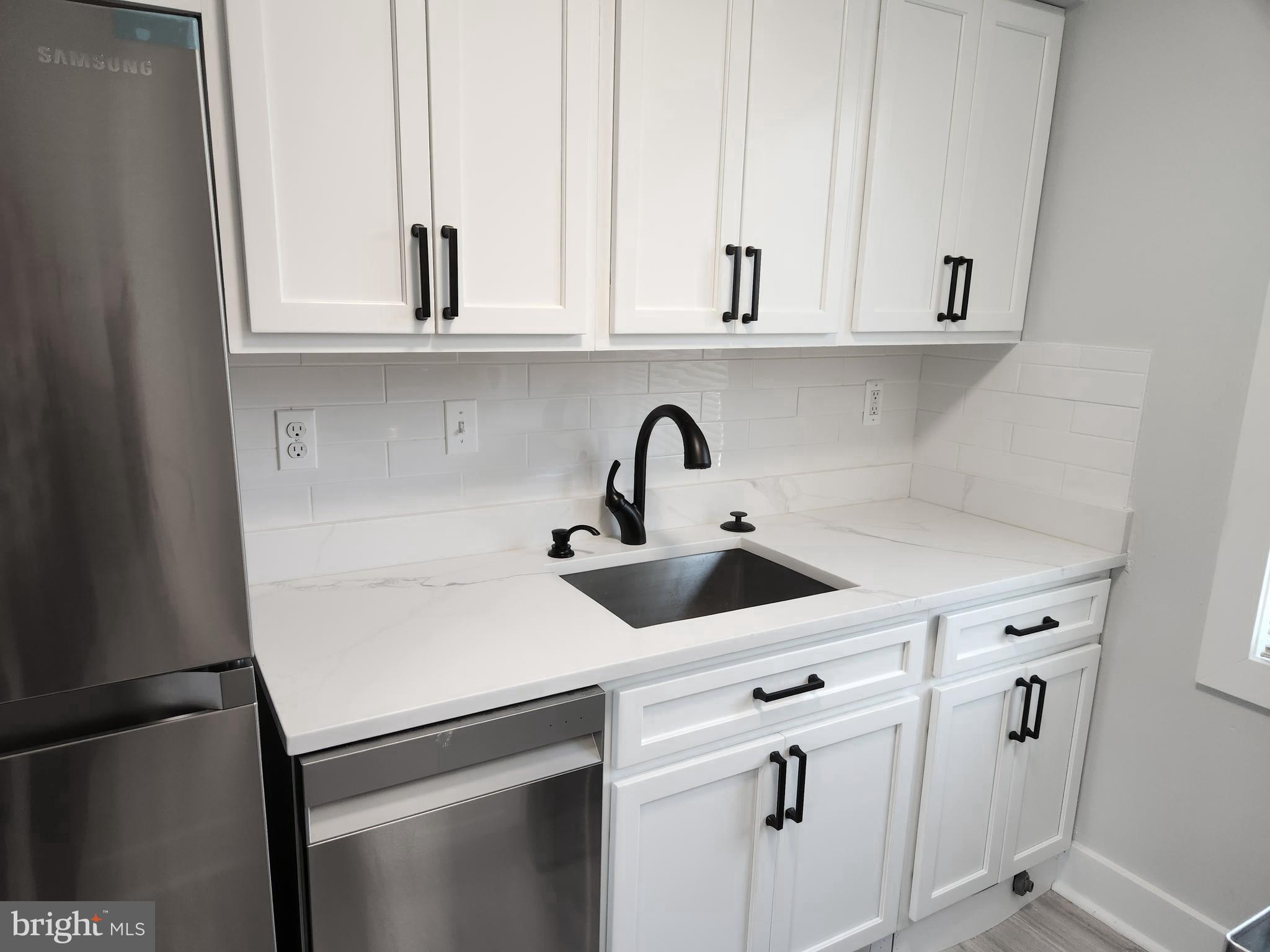 3809 V STREET SE 202