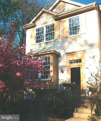 CHESTNUT HILL COVE - Residential Lease