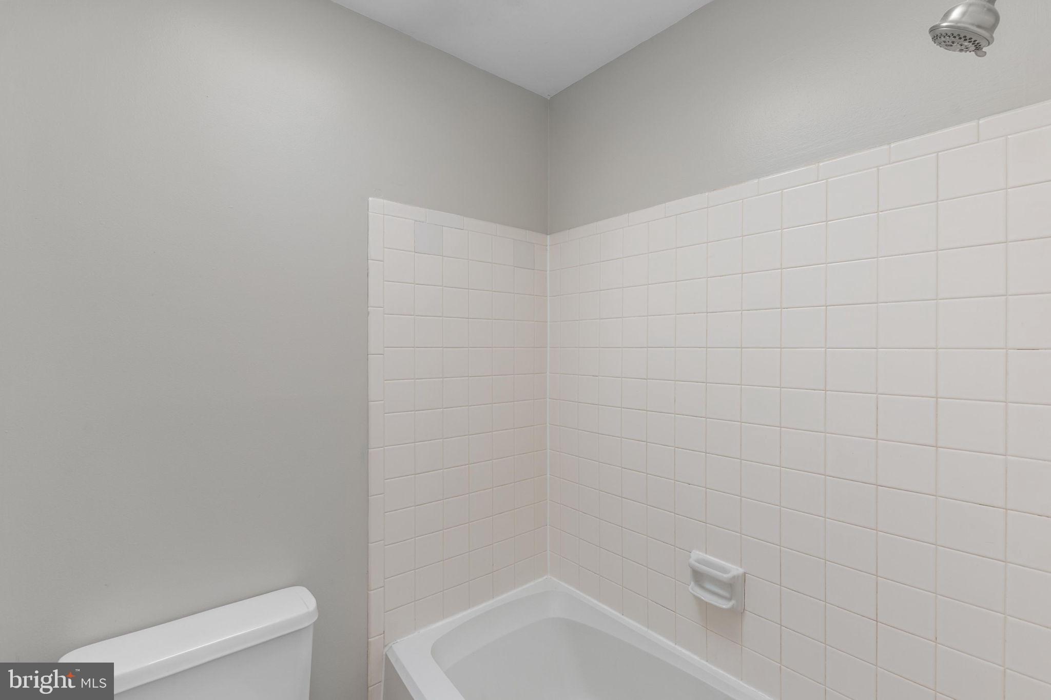 COUNTRYSIDE - Residential