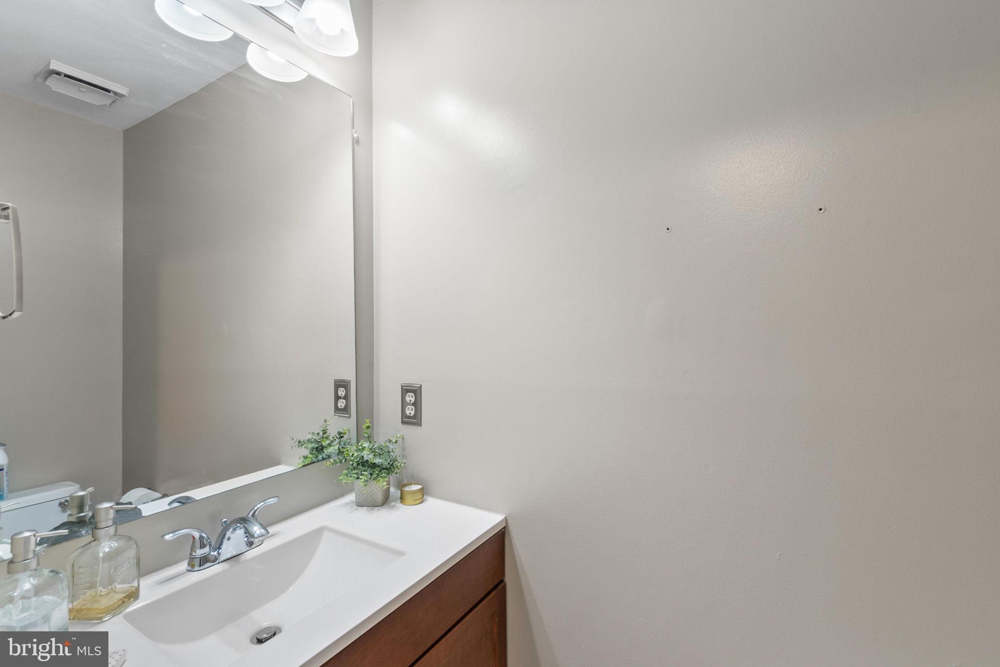 COUNTRYSIDE - Residential