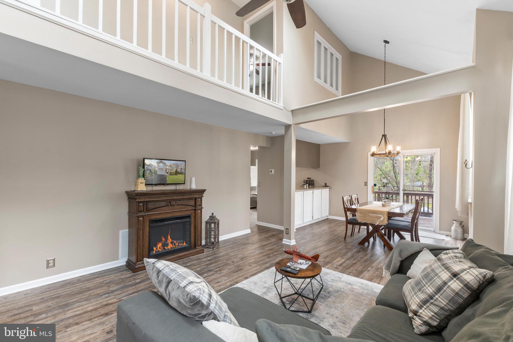 COUNTRYSIDE - Residential