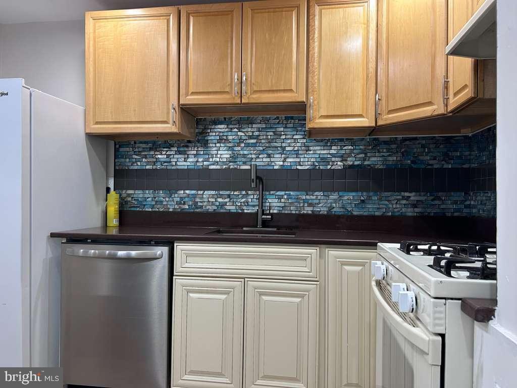 WESTCHESTER PARK - Residential