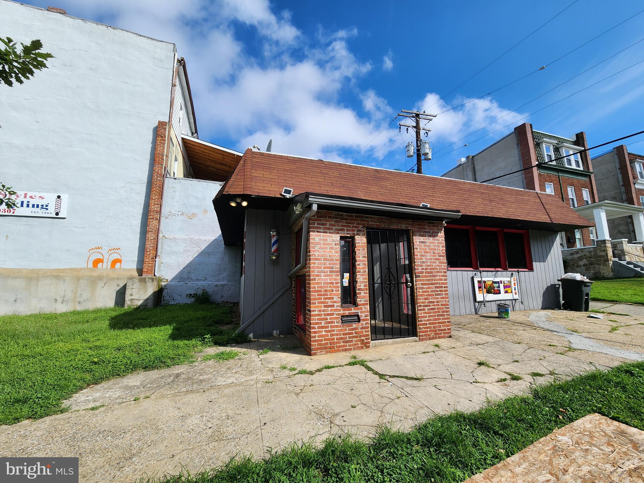 ONLINE AUCTION: Being sold with 2423-25 Reisterstown Road. Bidding begins 07/31/2025 @ 10:00 AM. Bidding ends 08/04/2025 @ 11:00 AM. 3 adjacent properties located in the Parkwood area of Baltimore City. Property is located in the close proximity to Coppin State University, Mondawmin Mall, Druid Hill Park, Rawlings Conservatory, Baltimore City Community College, & Penn North MARC Station. Property is Vacant. Easy Access to Major Traffic Artery North Ave. List Price is Suggested Opening Bid. Deposit: $25,000.