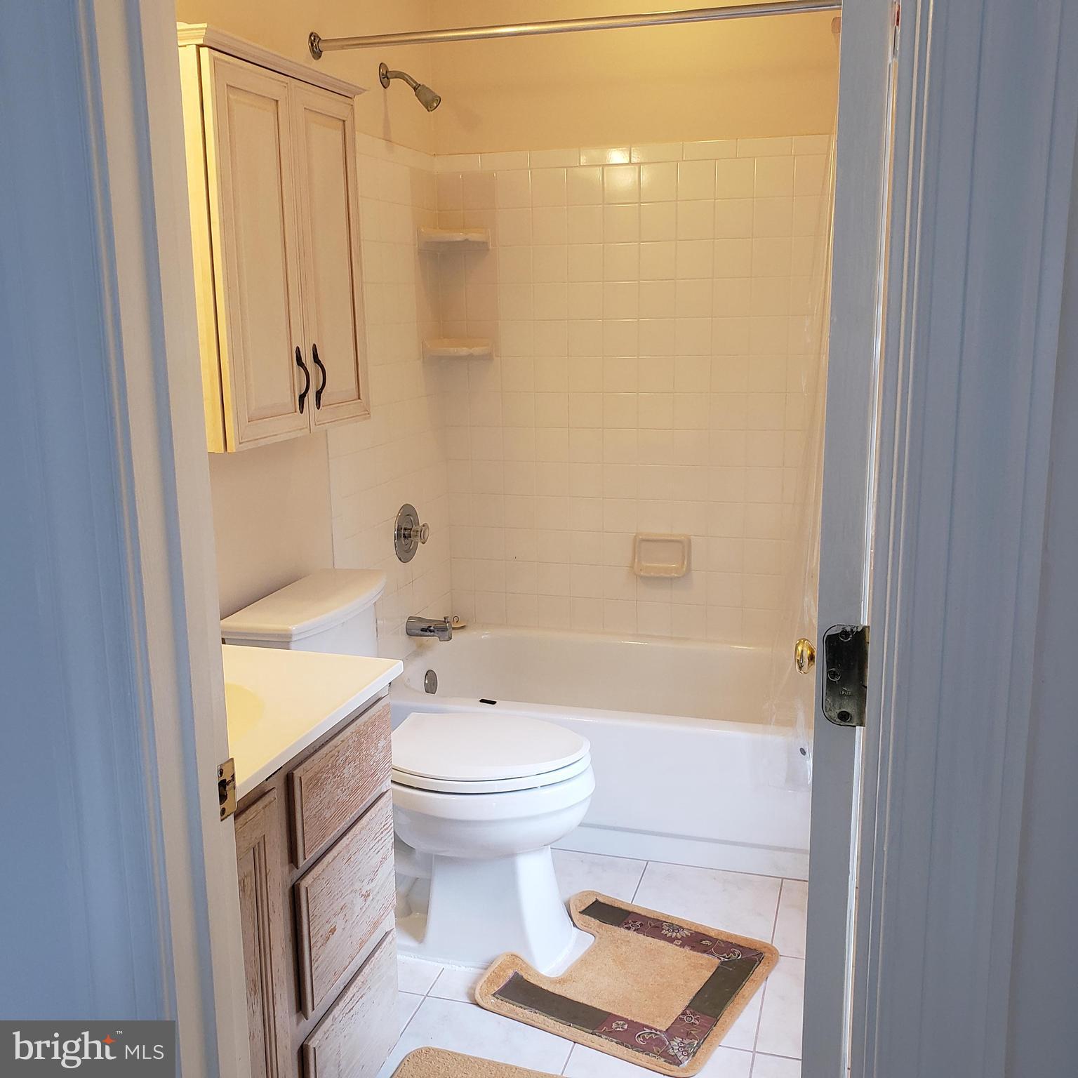 SOUTHFIELD AT WHITEMARSH - Residential Lease