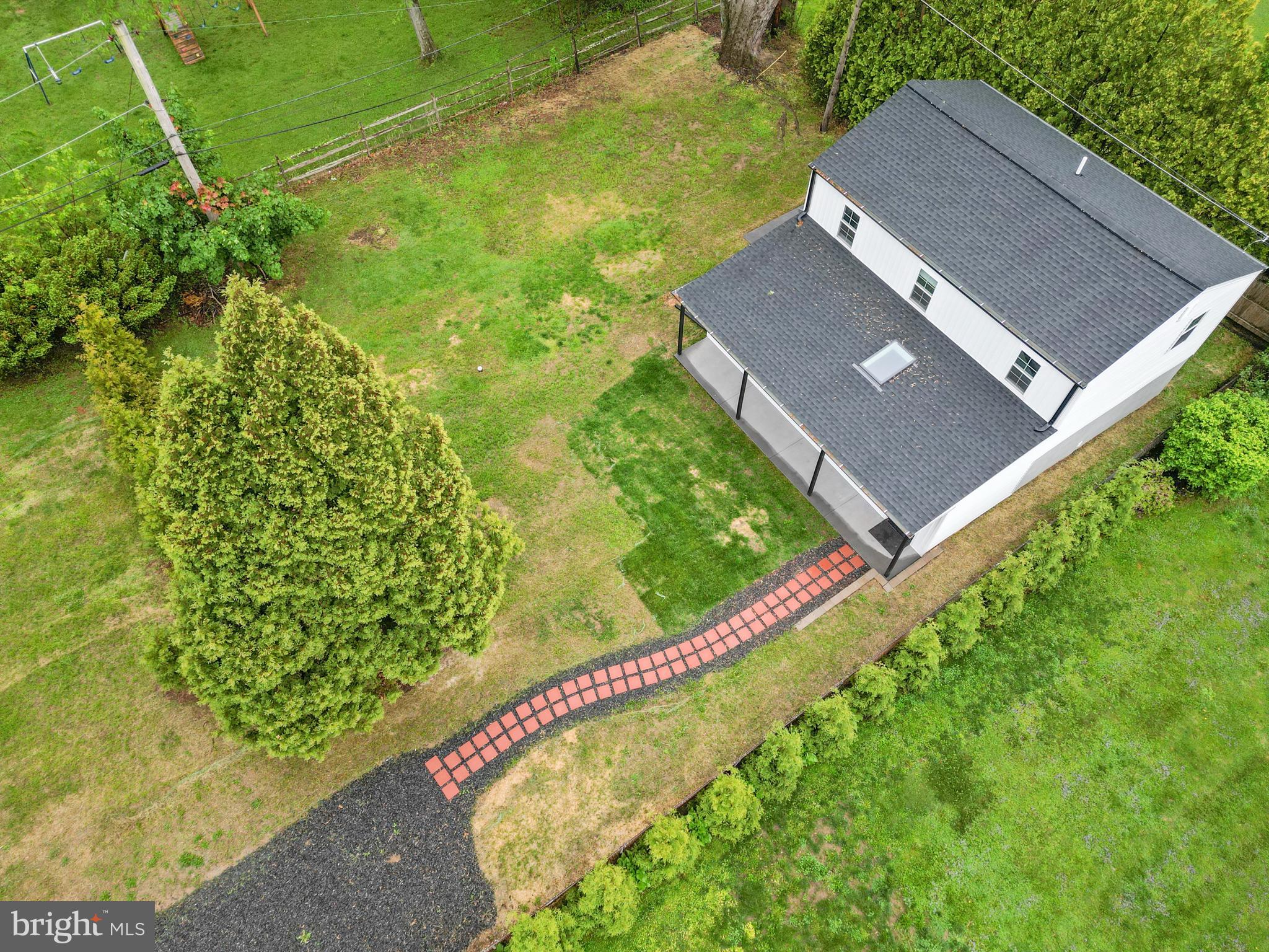 NESHAMINY GDNS - Residential