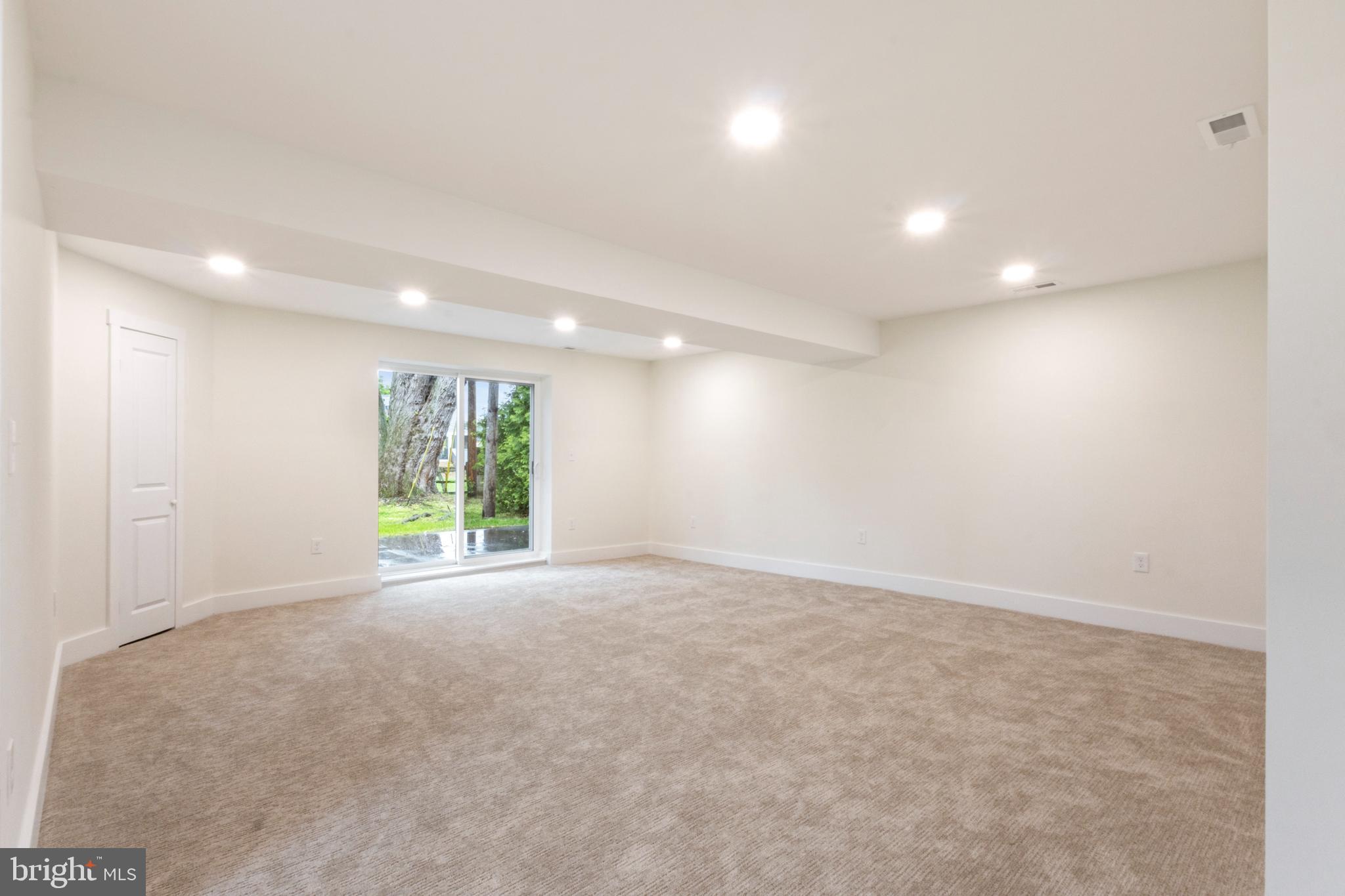 NESHAMINY GDNS - Residential