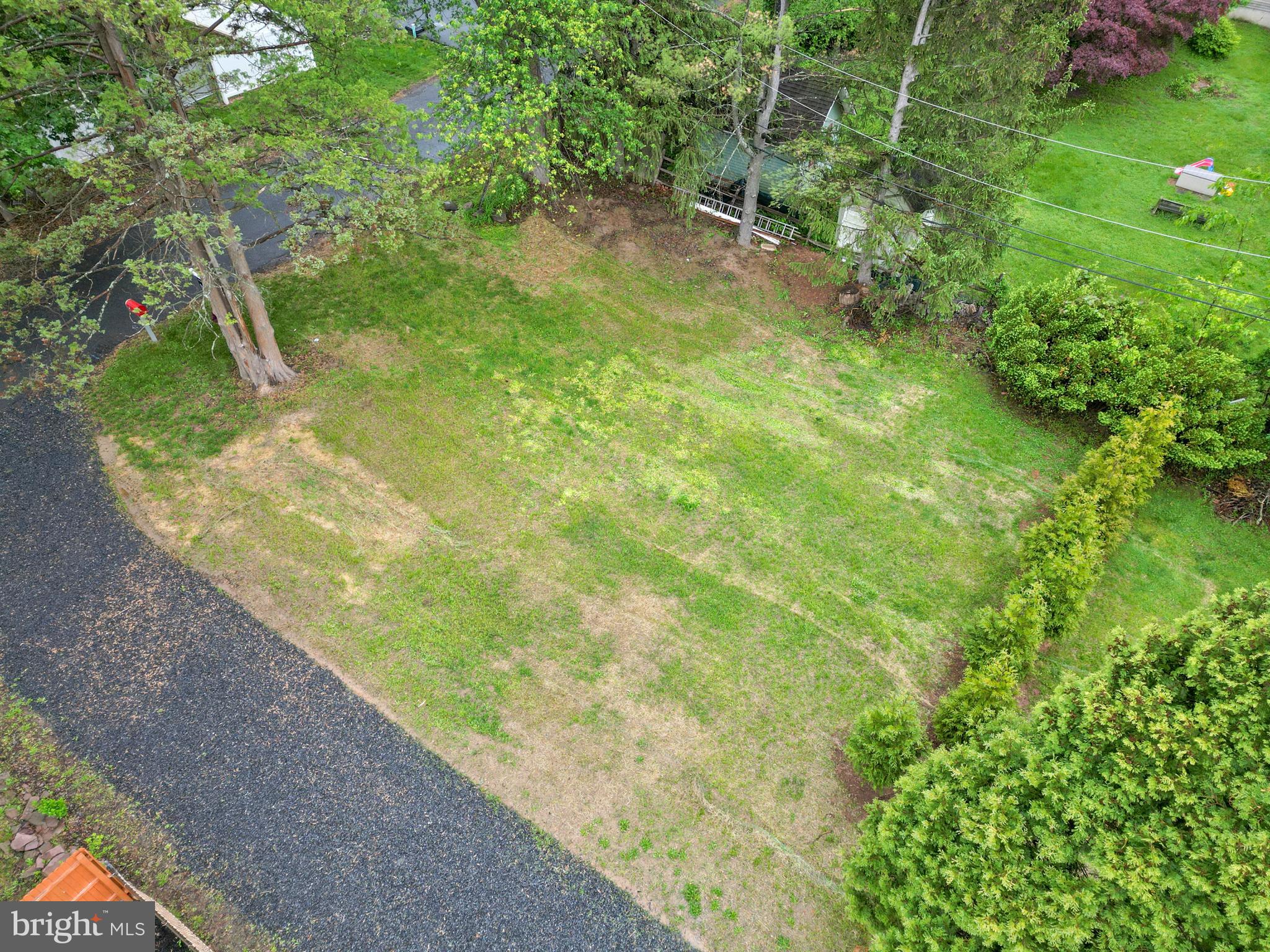 NESHAMINY GDNS - Residential