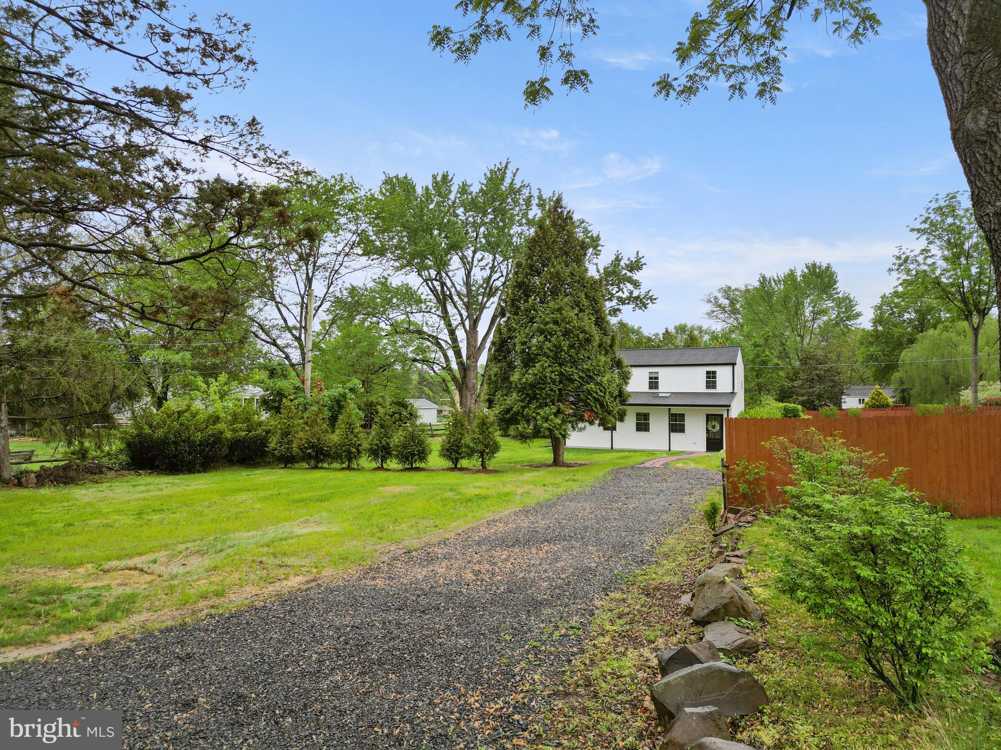 NESHAMINY GDNS - Residential