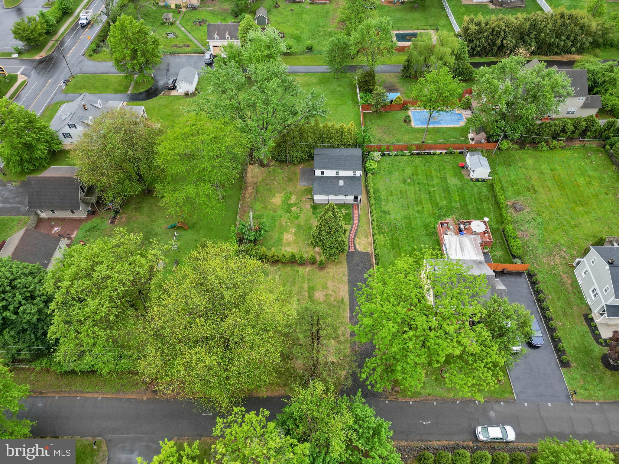 NESHAMINY GDNS - Residential