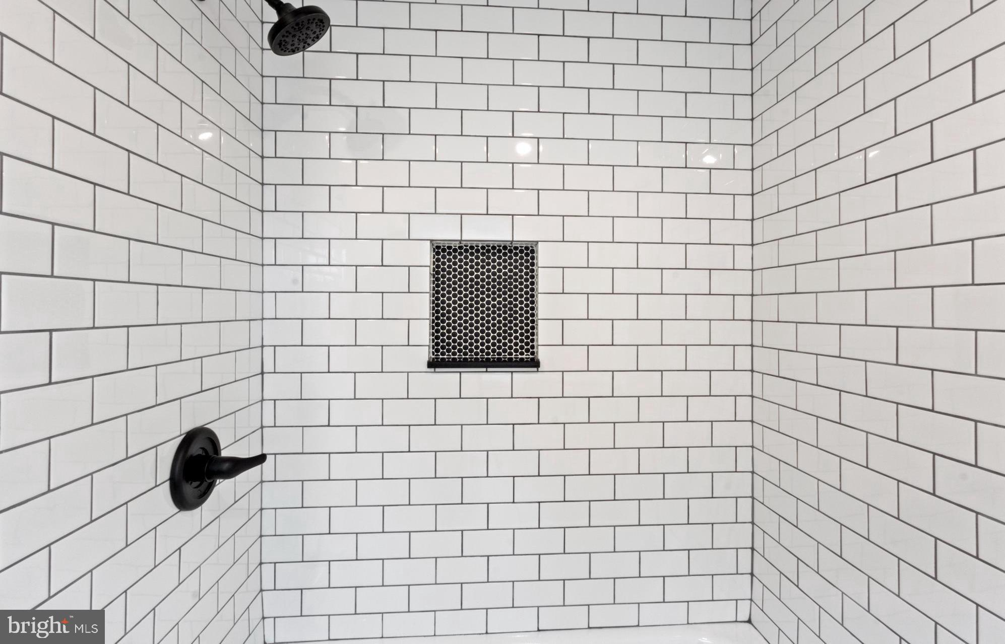 NESHAMINY GDNS - Residential