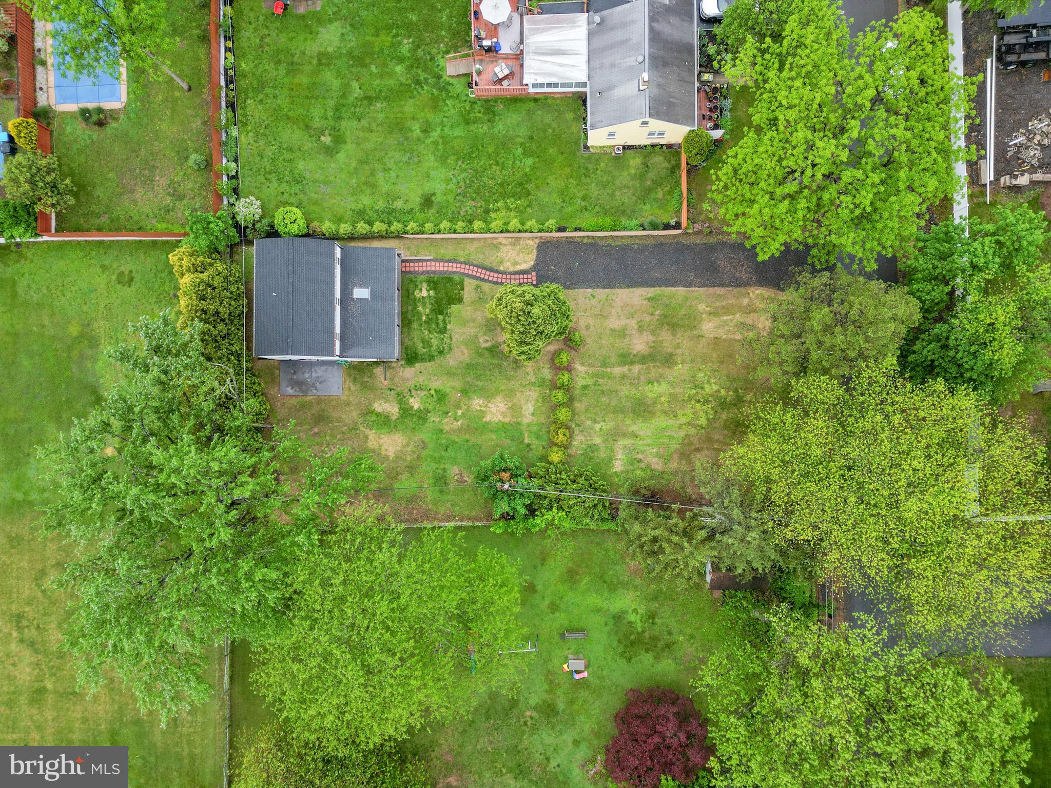 NESHAMINY GDNS - Residential