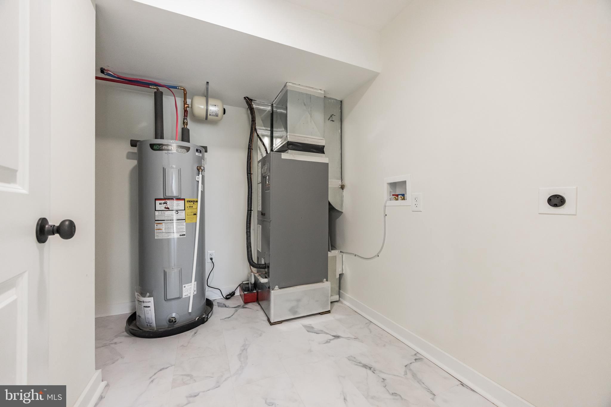 NESHAMINY GDNS - Residential