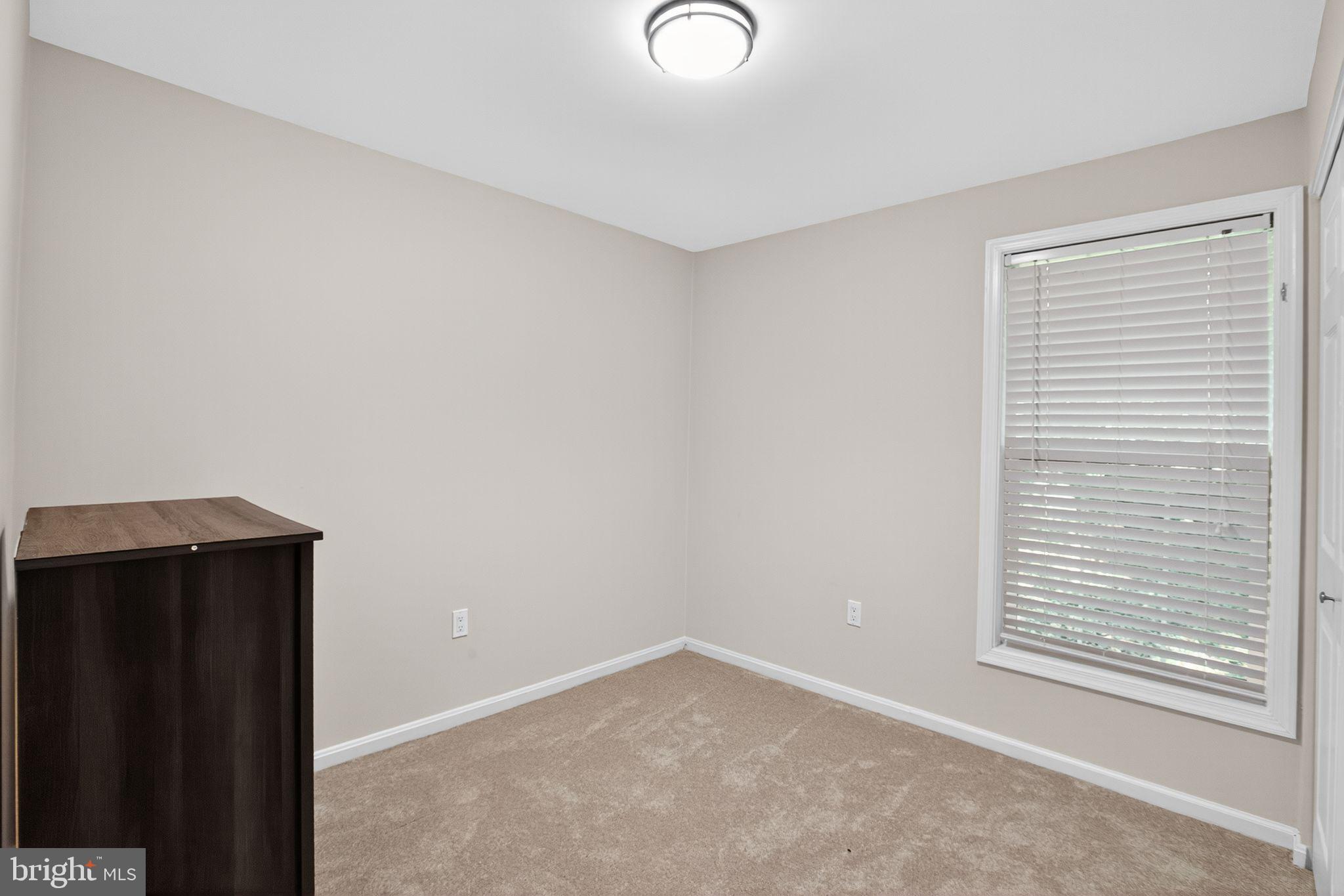 WHITE SANDS - Residential