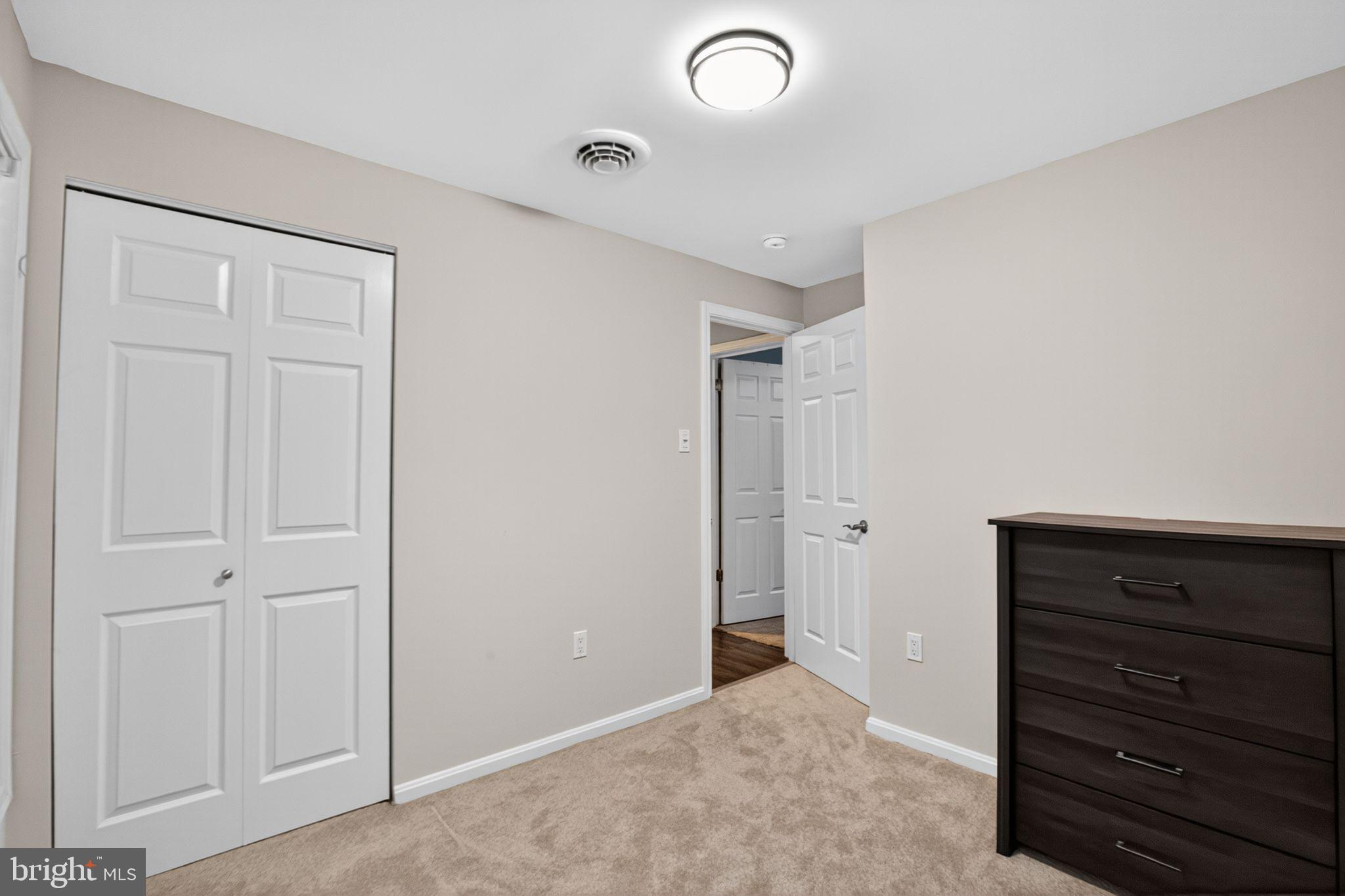 WHITE SANDS - Residential