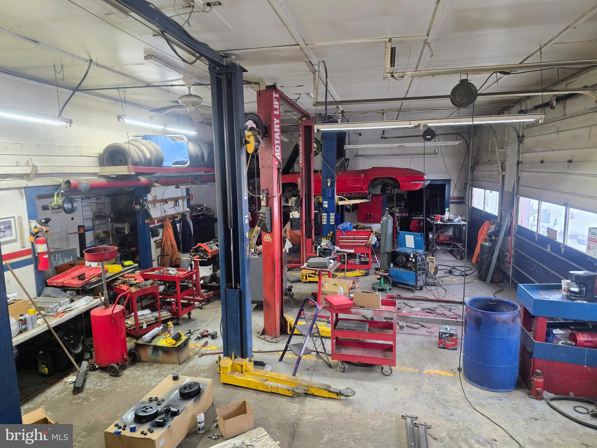 2857 E HARRISBURG PIKE