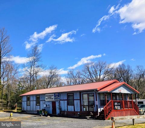 2857 E HARRISBURG PIKE MIDDLETOWN PA 17057