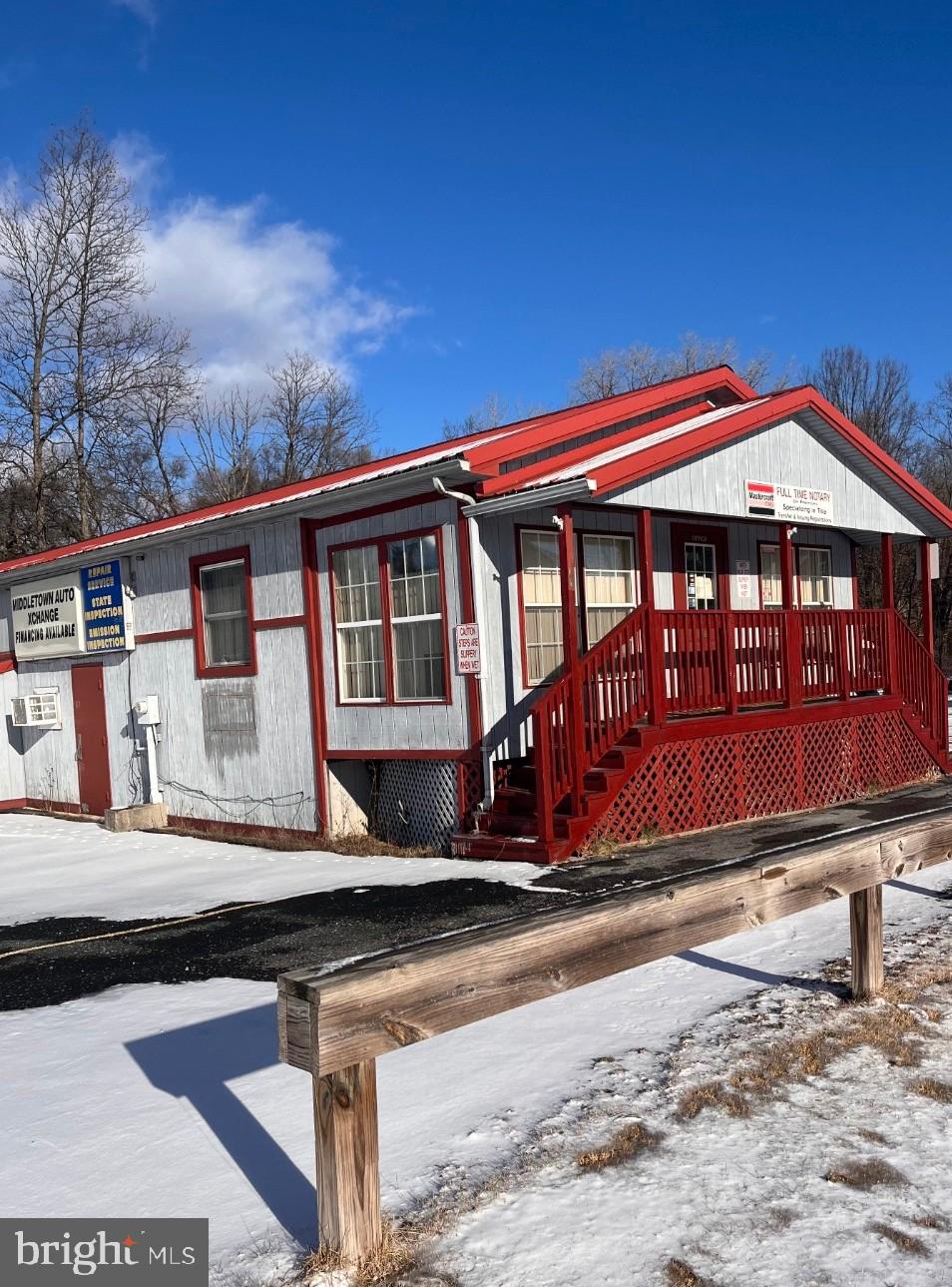 2857 E HARRISBURG PIKE