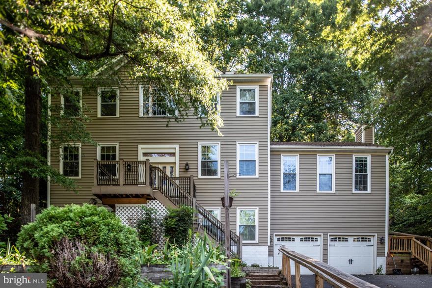 Beautiful home completely remodeled. 4 Bedrooms 2.5 bathrooms. Master bath with double shower , garden tub with waterfall faucet. Kitchen completely remodeled with wine bar and wine fridge in addition to stainless steel appliances. Formal living, formal dining and  Backyard is maintenance FREE and very private. Community has amenities to include swimming pools, walking trails, horse stables, water access and much more.