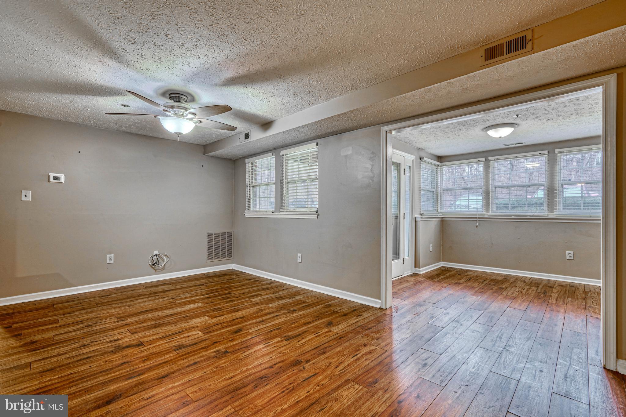 BRENTWOOD CONDO - Residential