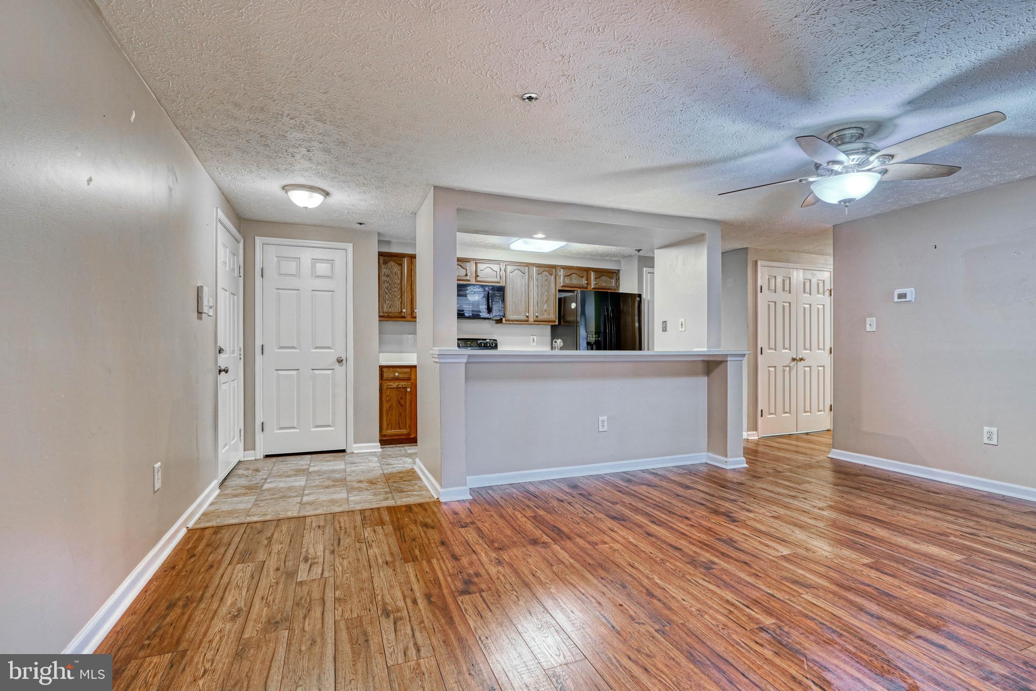 BRENTWOOD CONDO - Residential