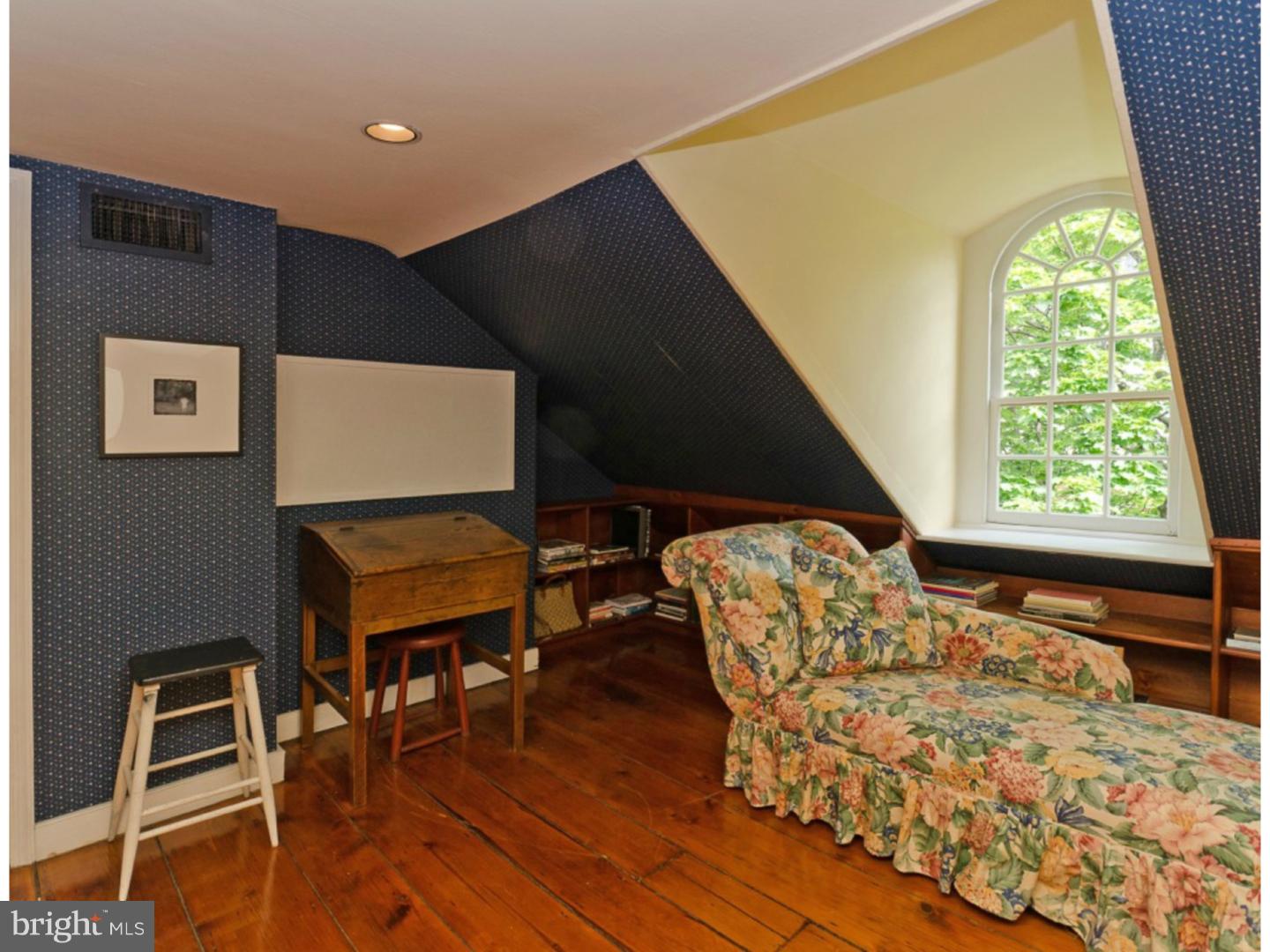 SOCIETY HILL - Residential