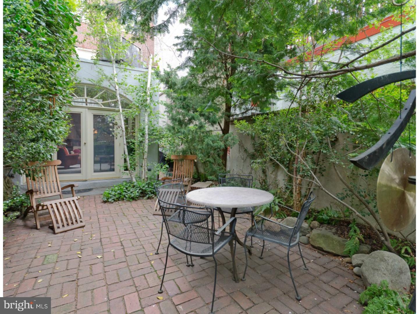 SOCIETY HILL - Residential