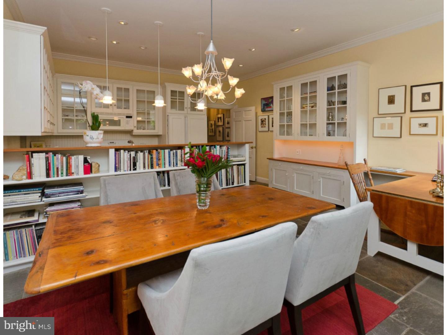 SOCIETY HILL - Residential