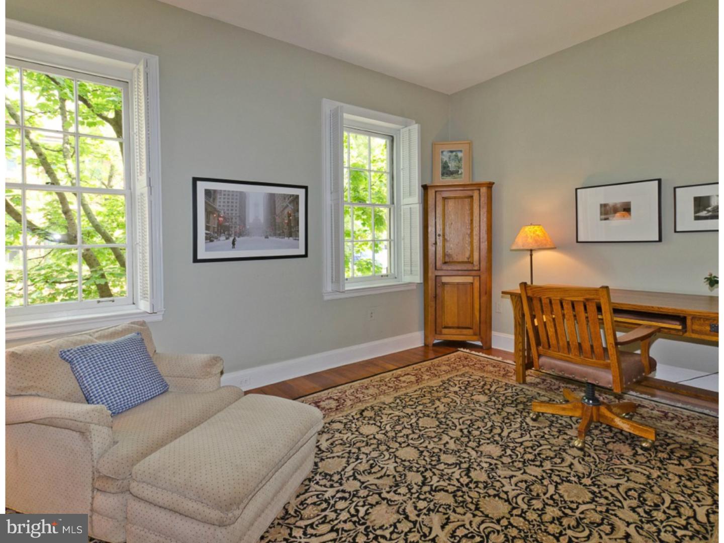 SOCIETY HILL - Residential