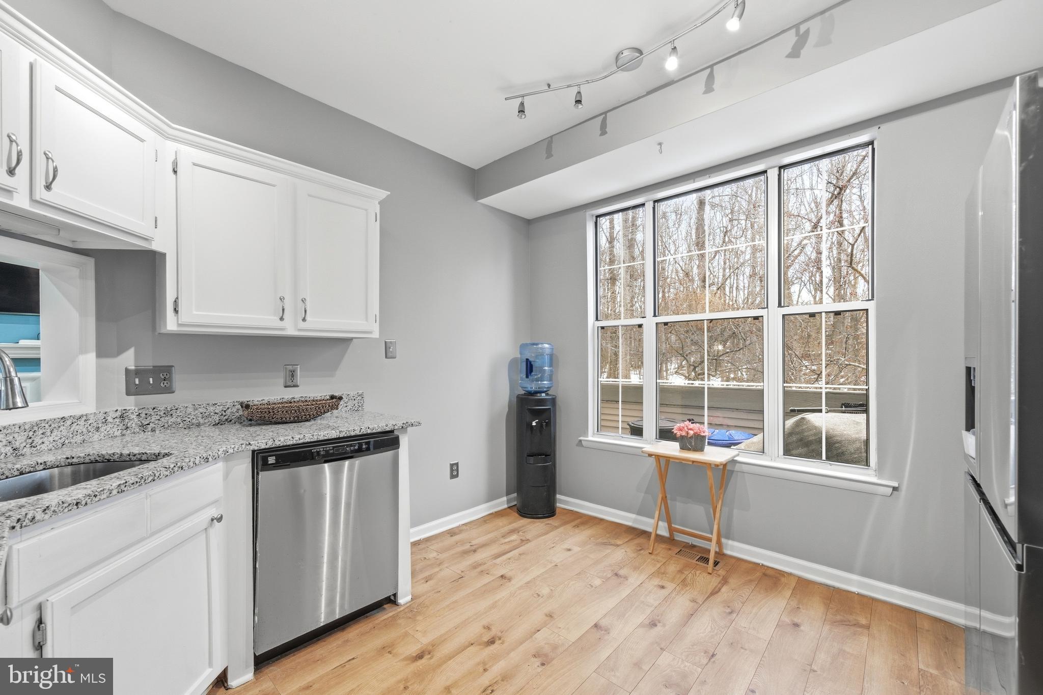 FOREST BROOKE - Residential