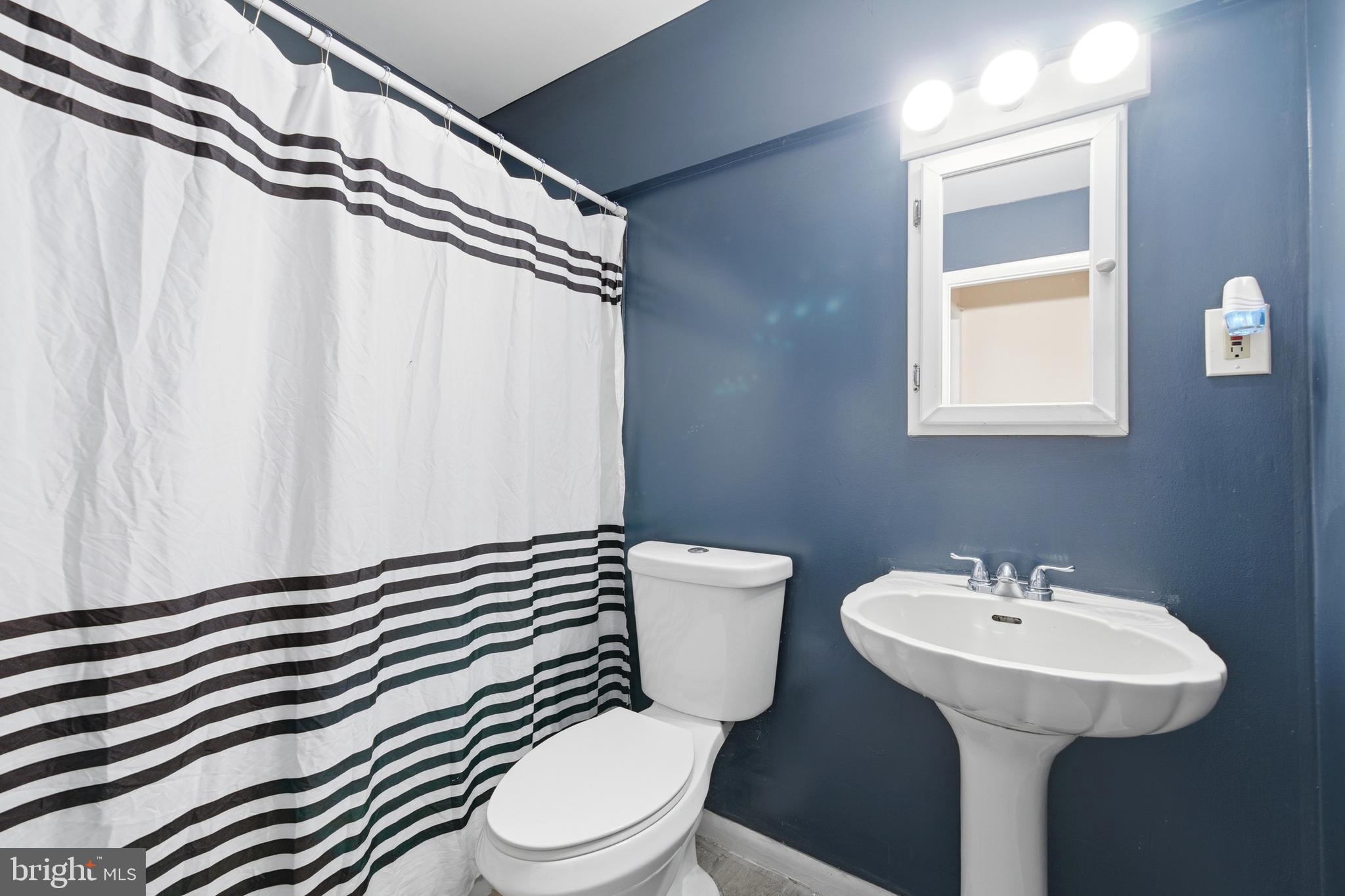 FOREST BROOKE - Residential