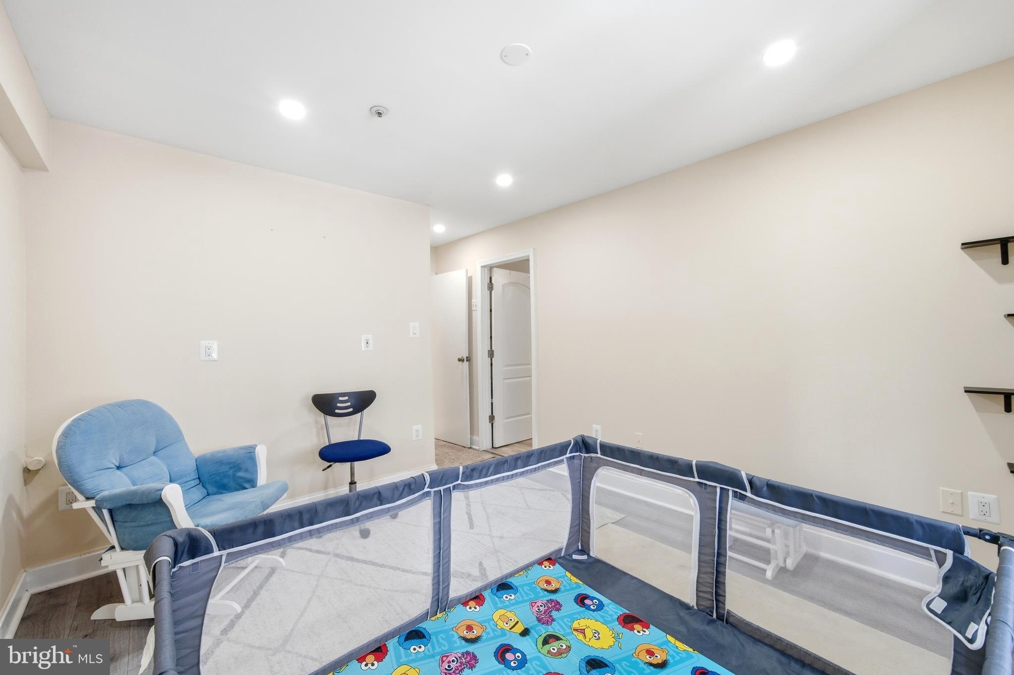 FOREST BROOKE - Residential