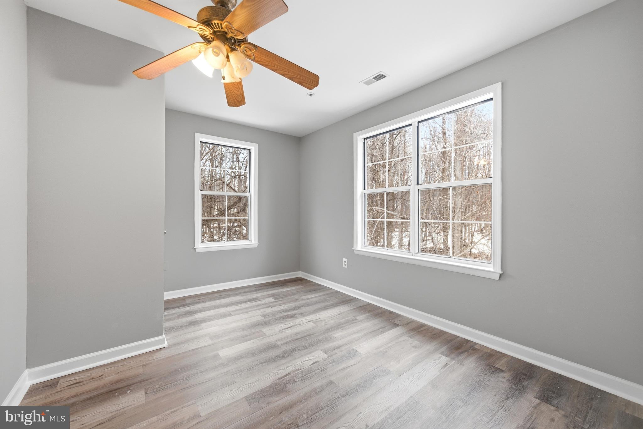 FOREST BROOKE - Residential