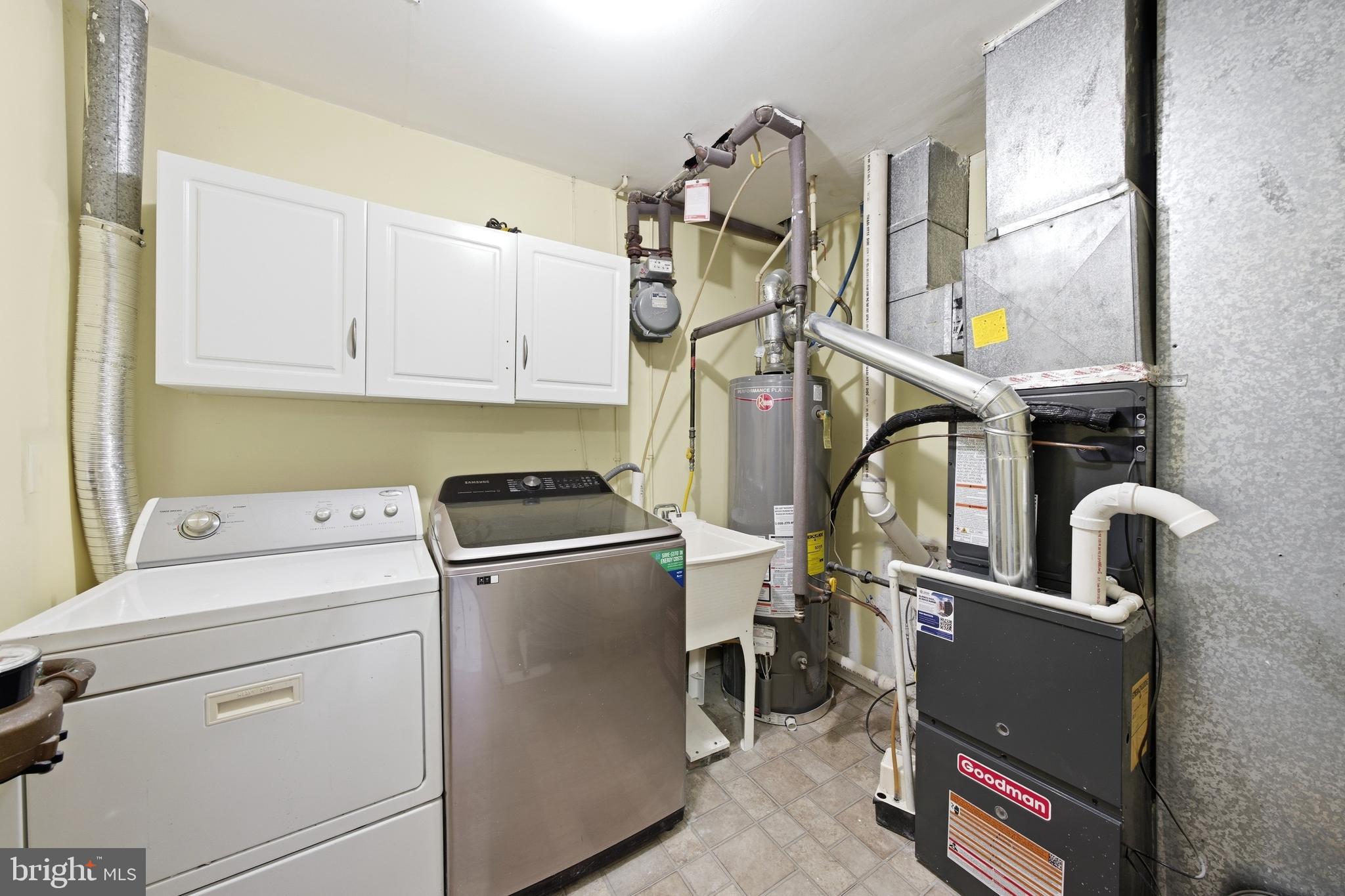 FOREST BROOKE - Residential