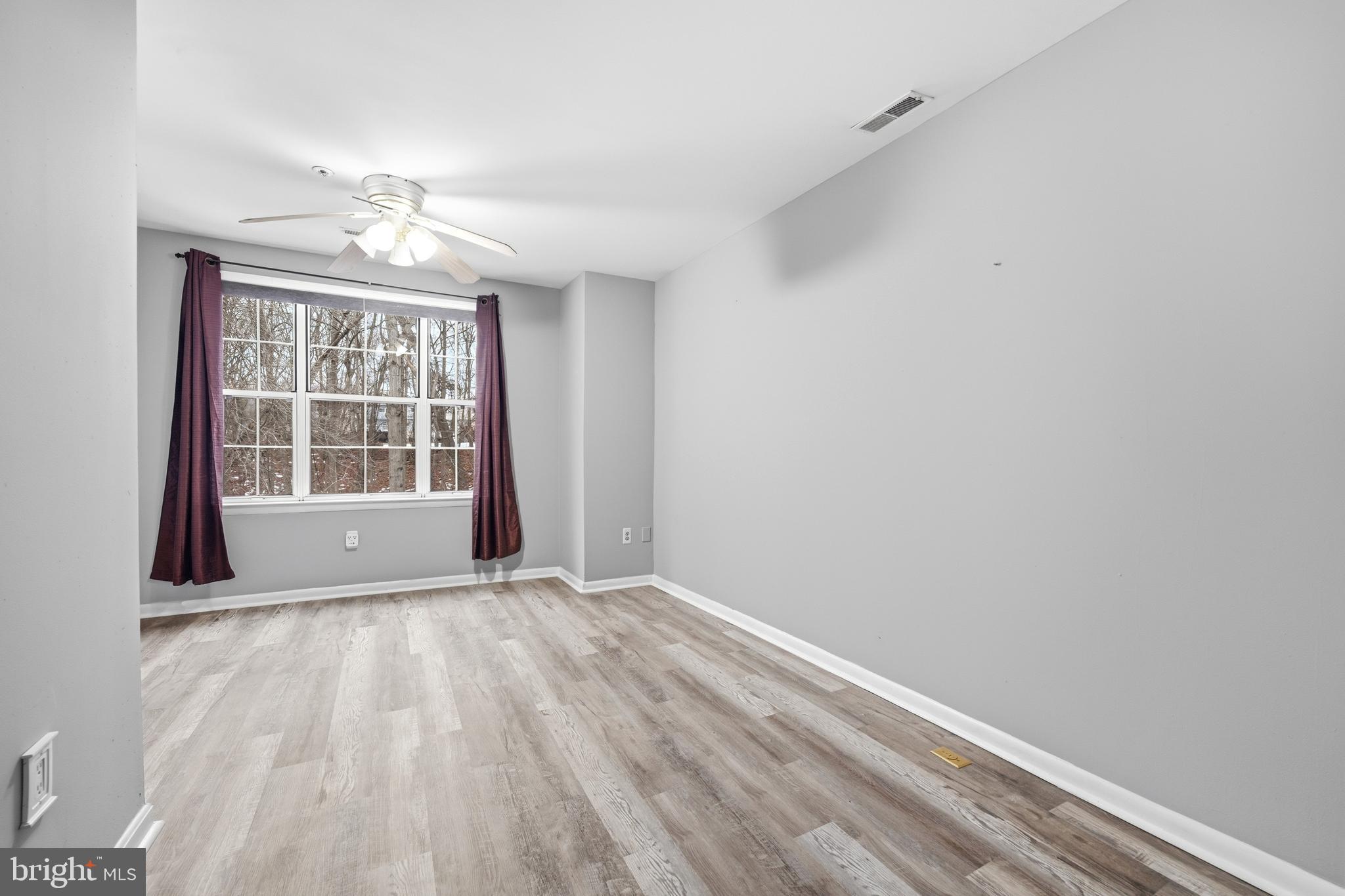 FOREST BROOKE - Residential