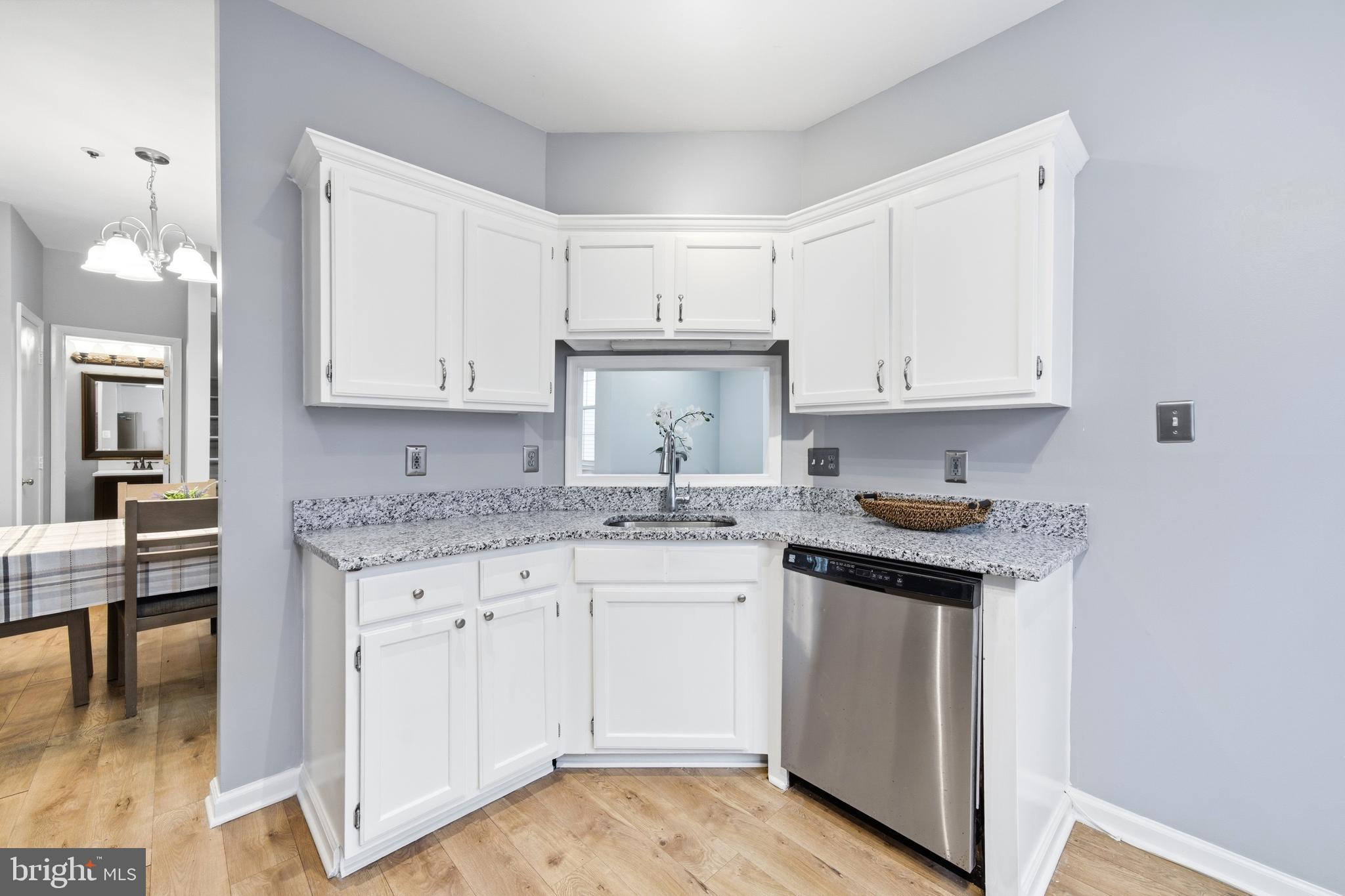 FOREST BROOKE - Residential