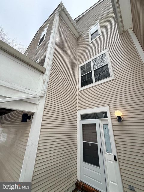 19744 CRESTED IRIS WAY MONTGOMERY VILLAGE MD 20886