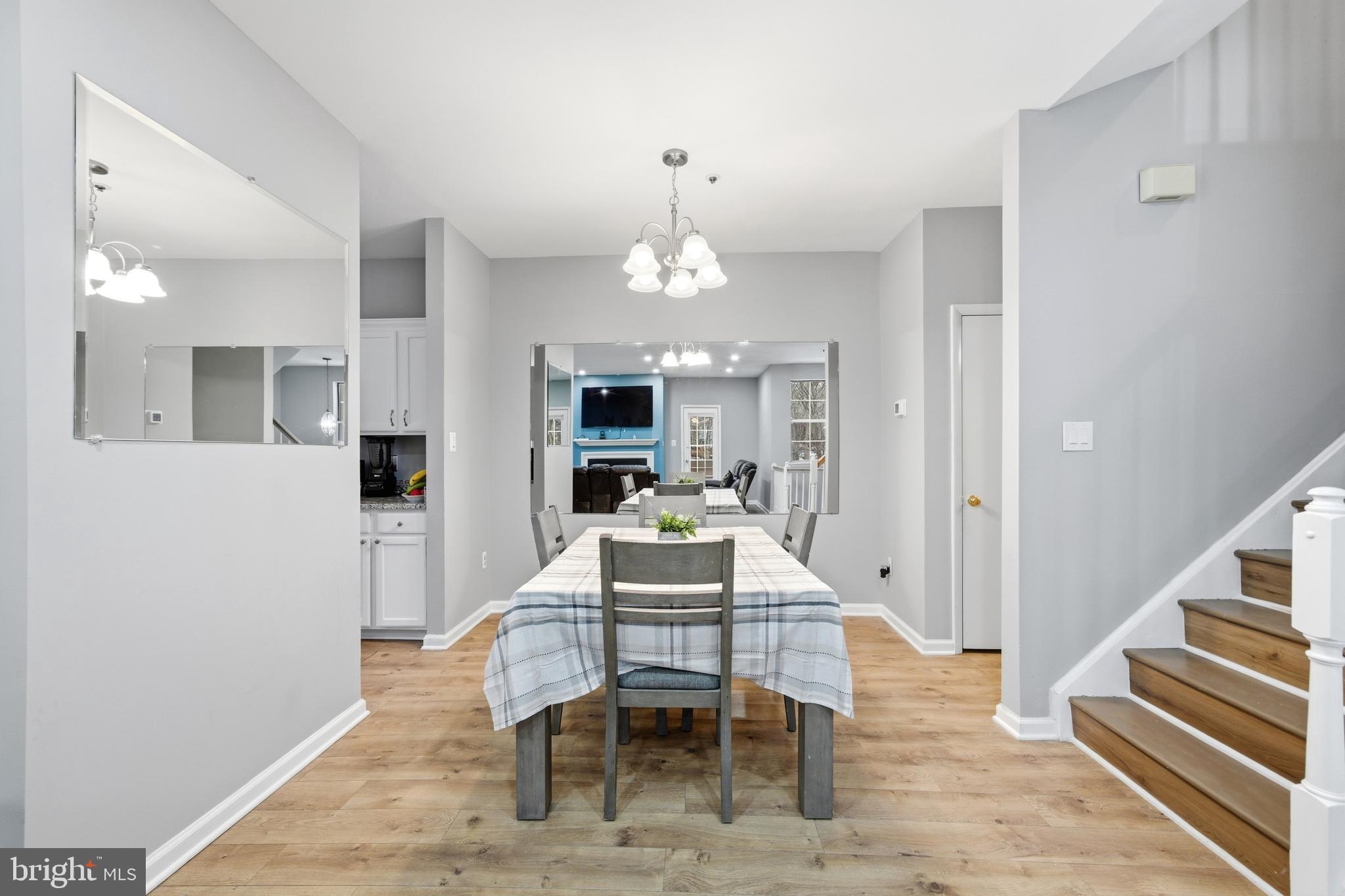 FOREST BROOKE - Residential