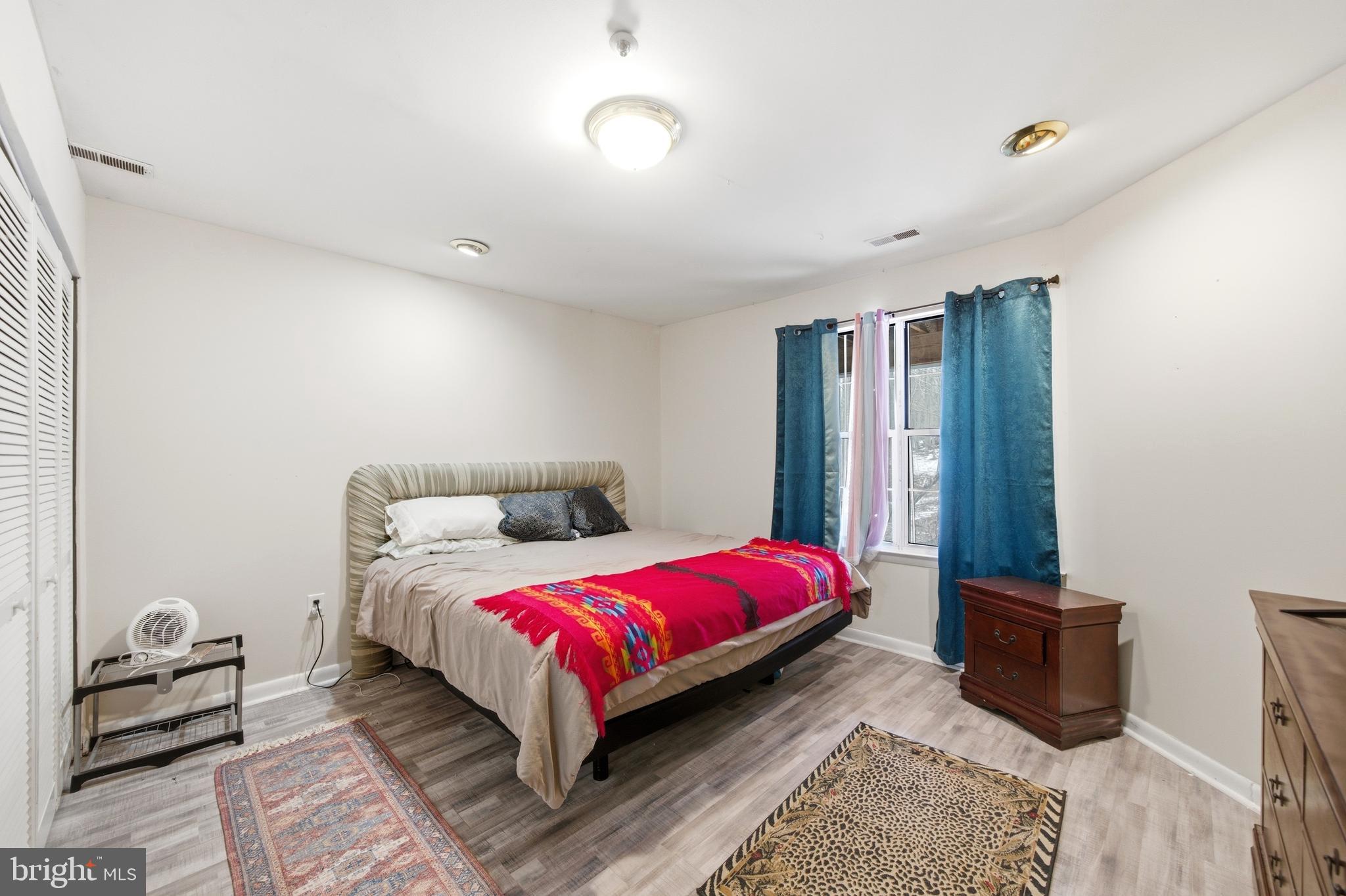 FOREST BROOKE - Residential