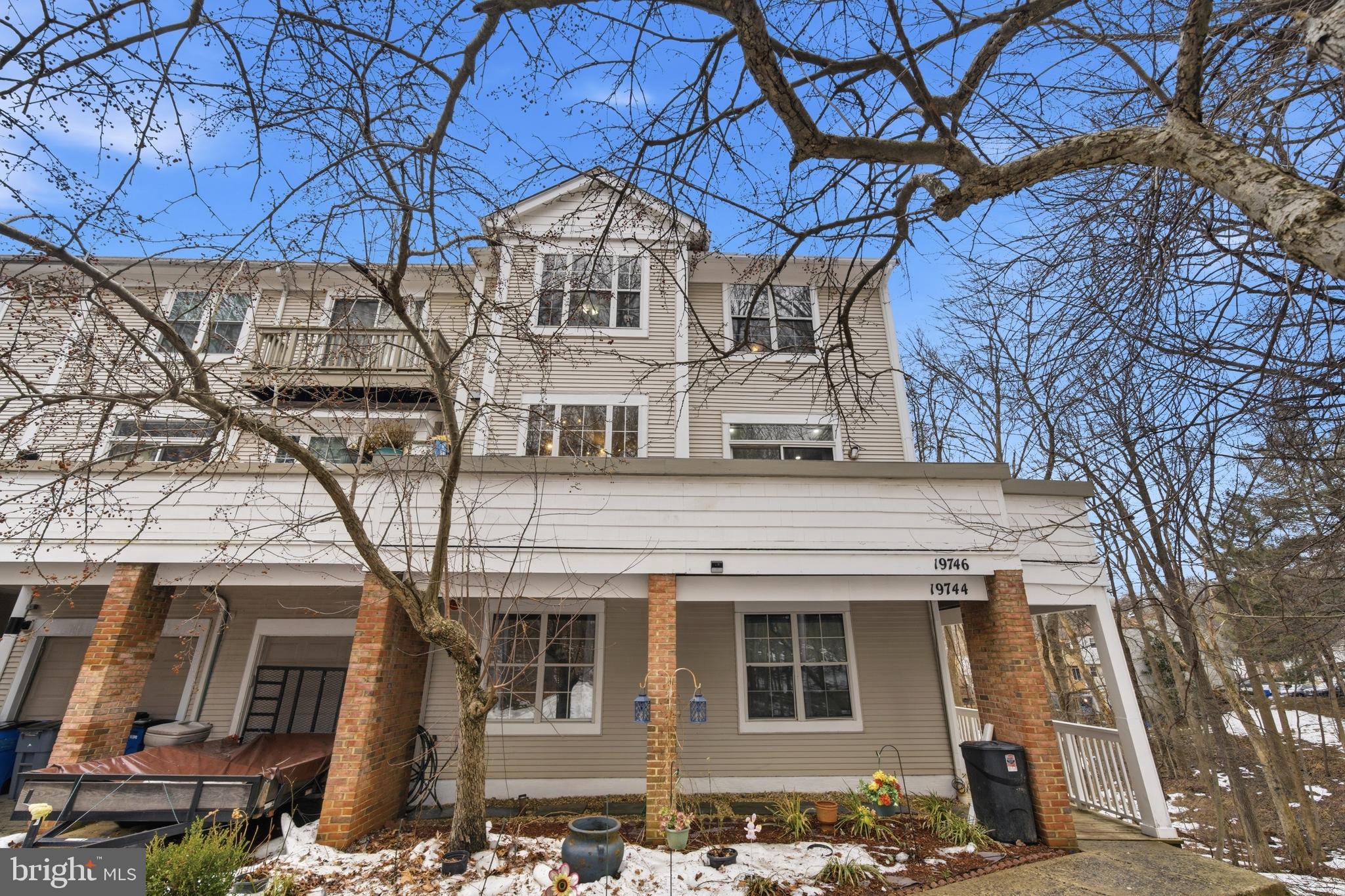 FOREST BROOKE - Residential