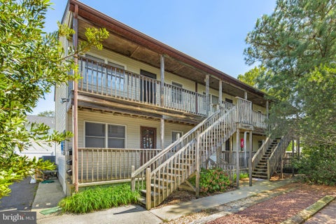 Condo For Sale - 207 144th Street #102<br/> OCEAN CITY, MD 21842
