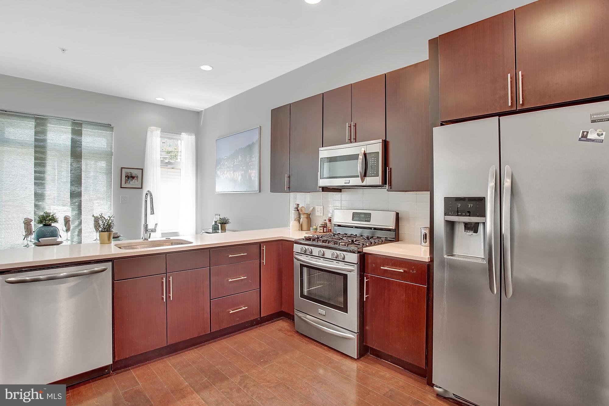 OLDE KENSINGTON - Residential