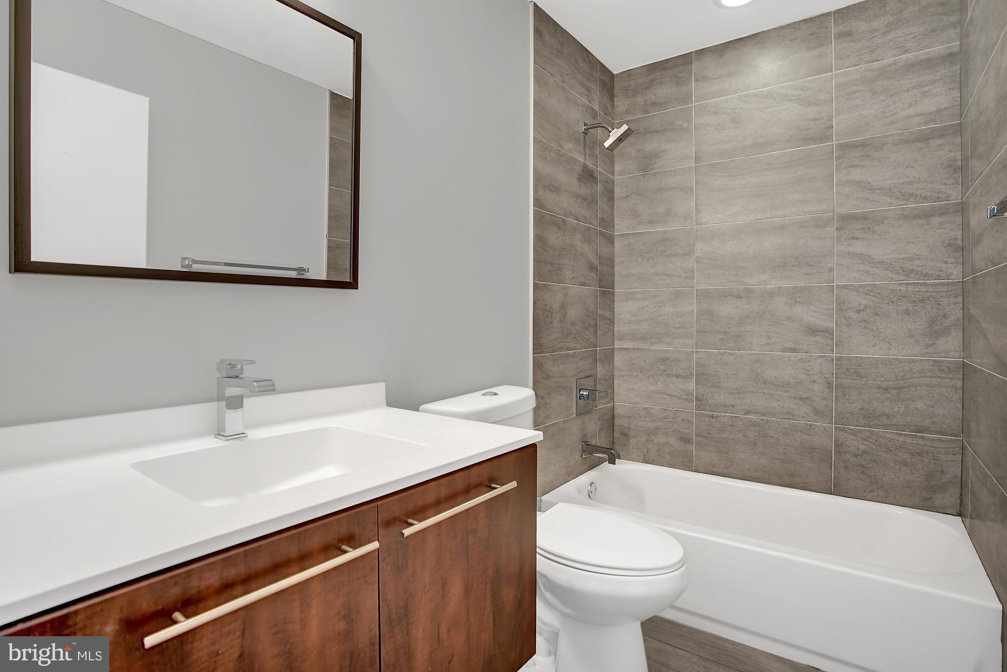 OLDE KENSINGTON - Residential