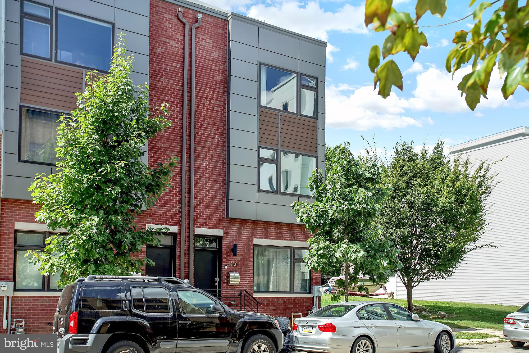 OLDE KENSINGTON - Residential