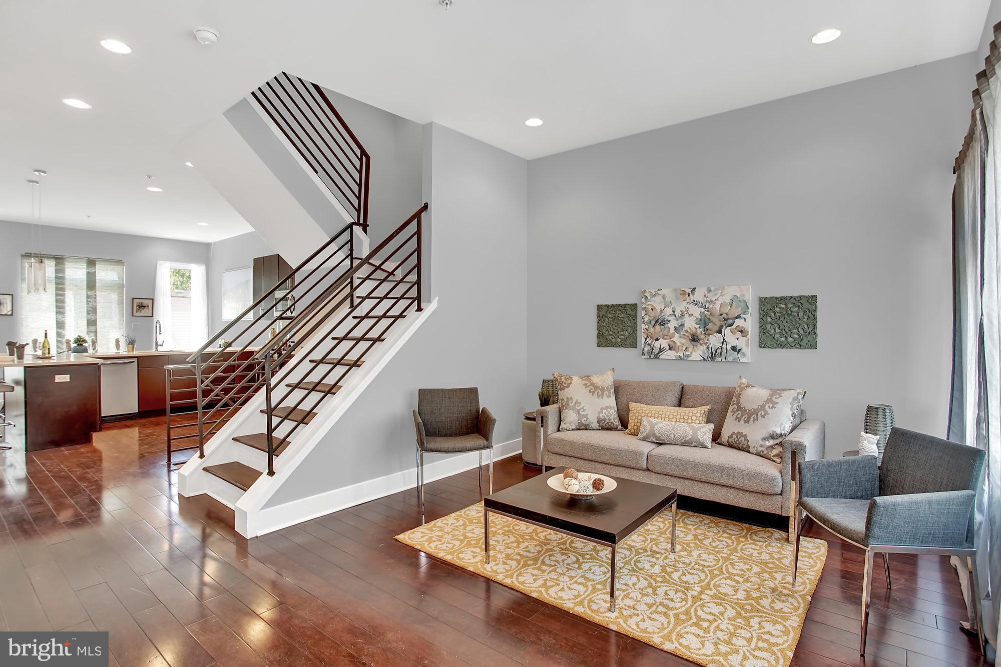 OLDE KENSINGTON - Residential