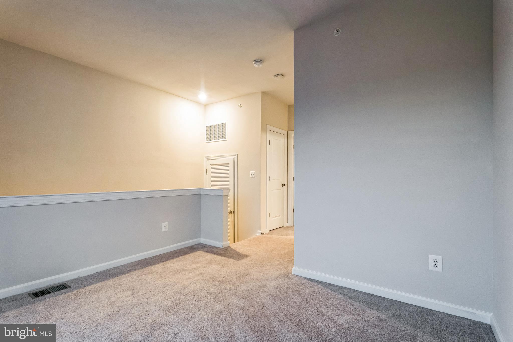 SHADY GROVE - Residential