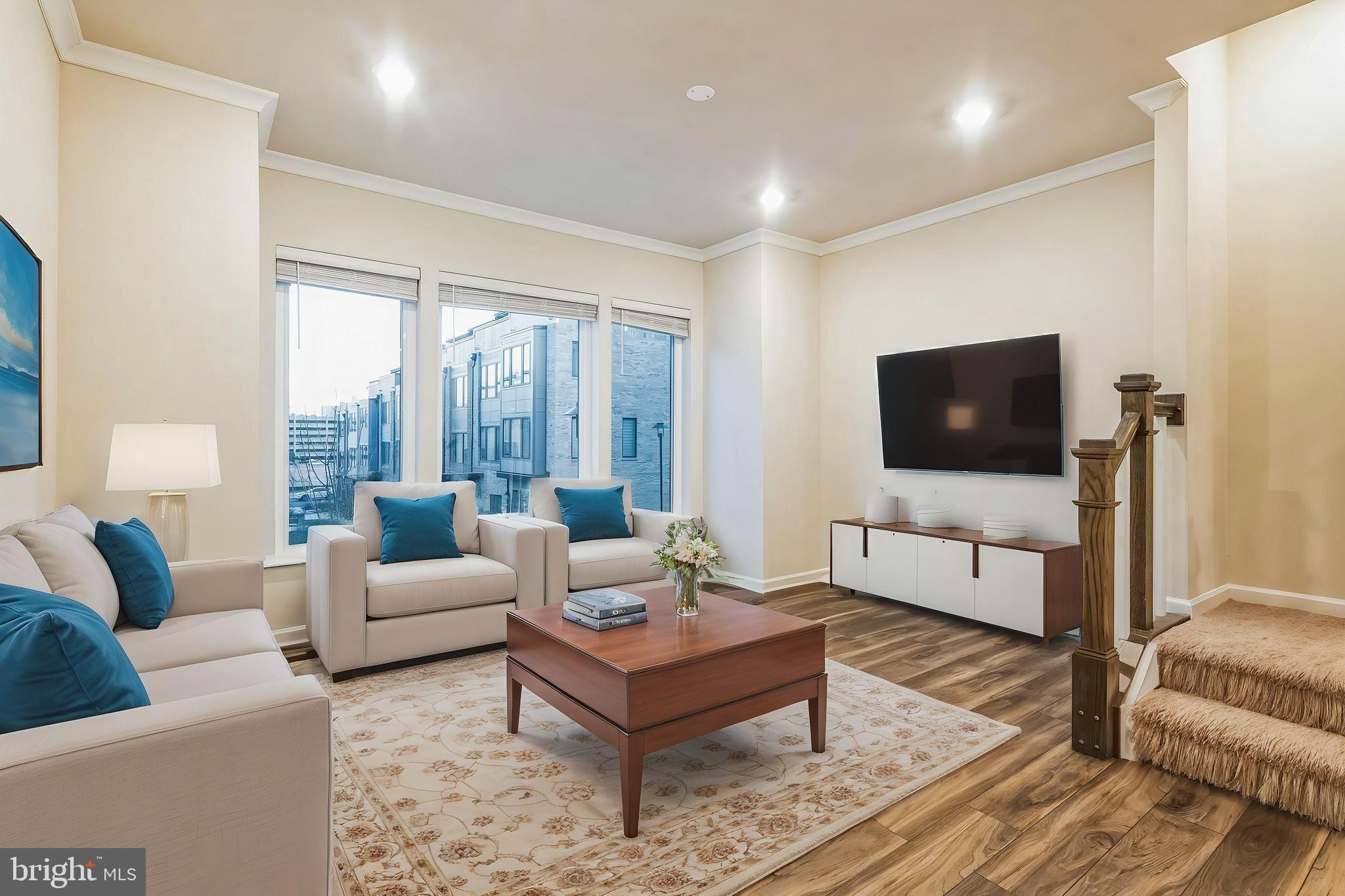 SHADY GROVE - Residential