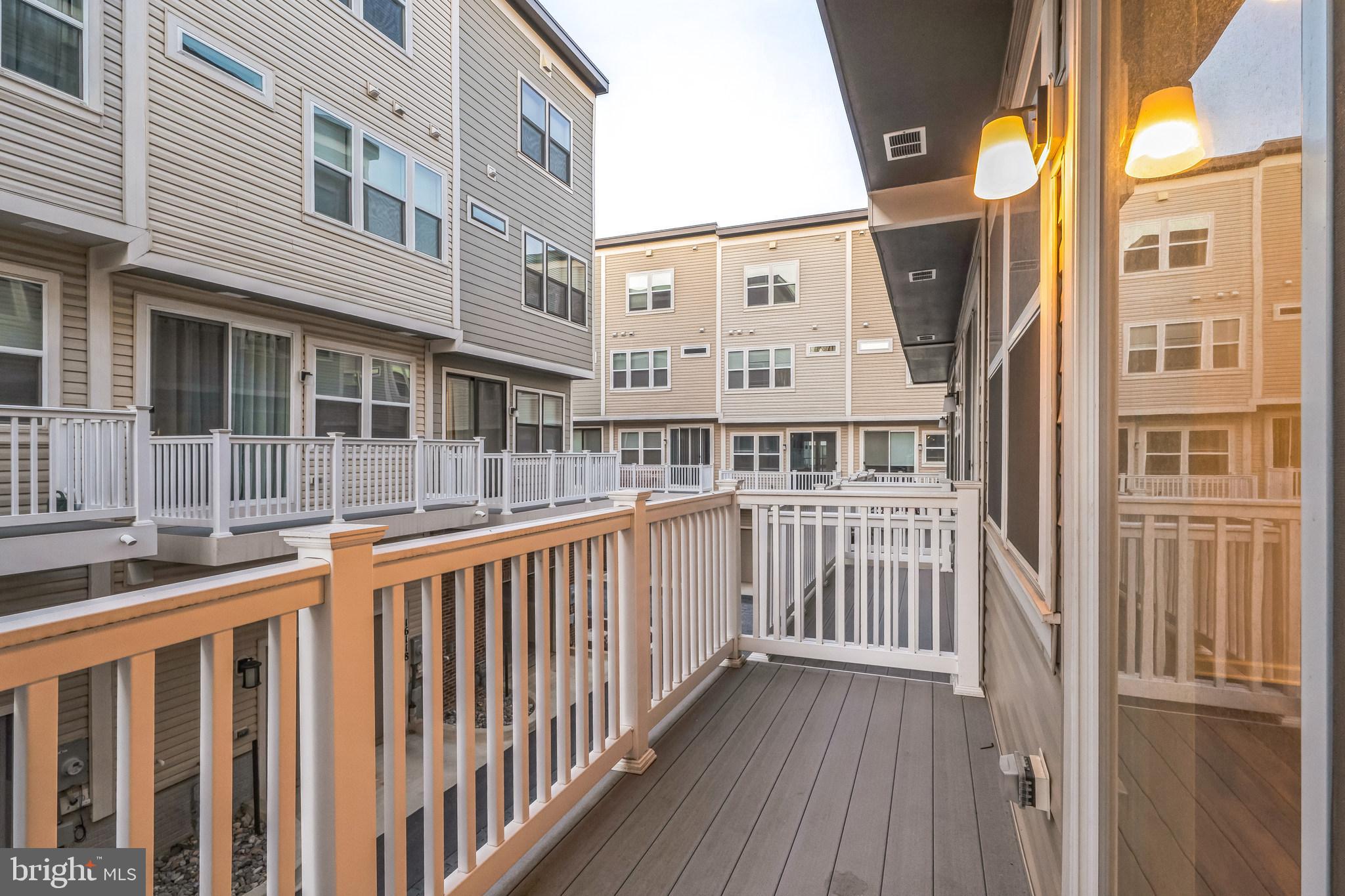 SHADY GROVE - Residential