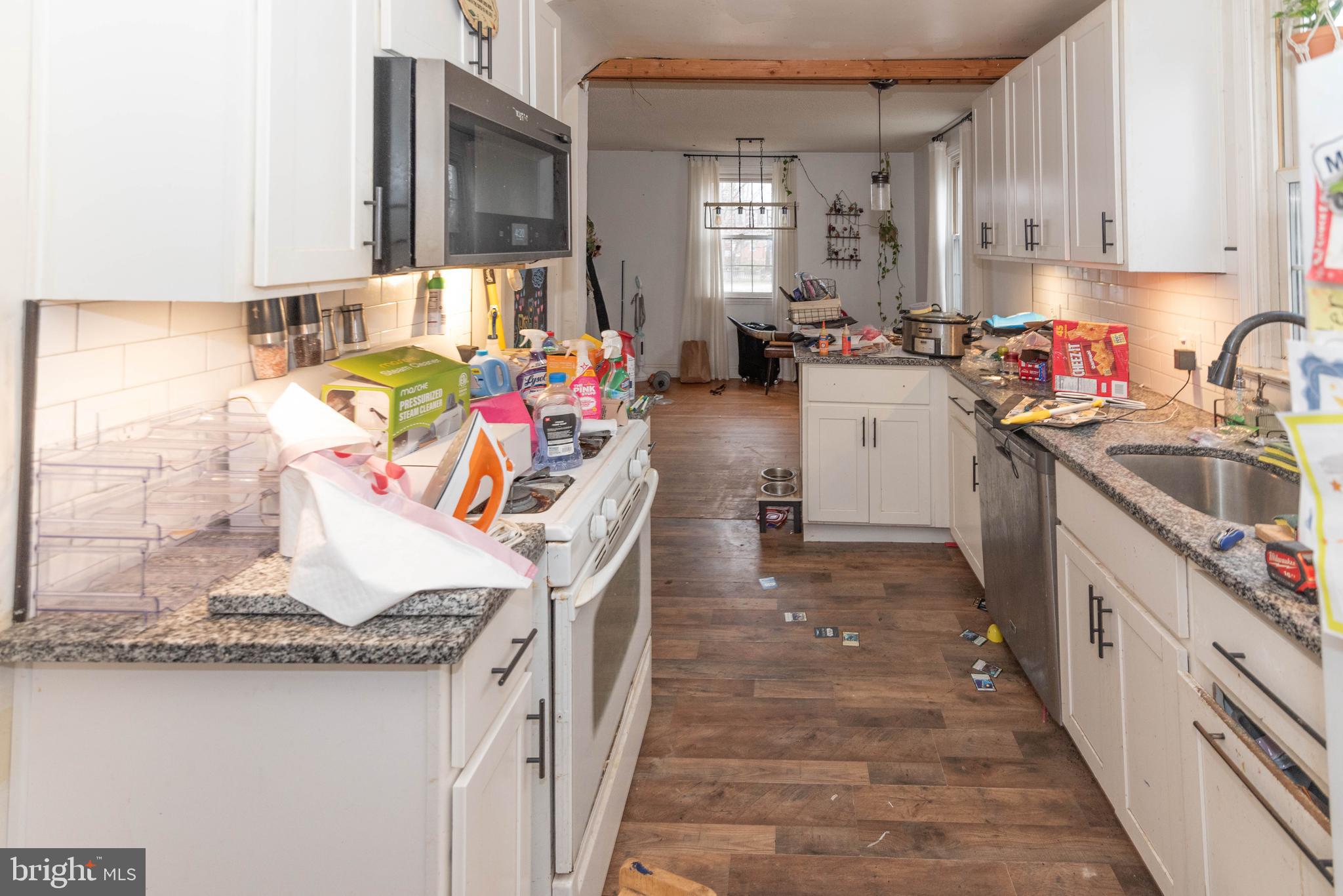 8109 HILLENDALE ROAD